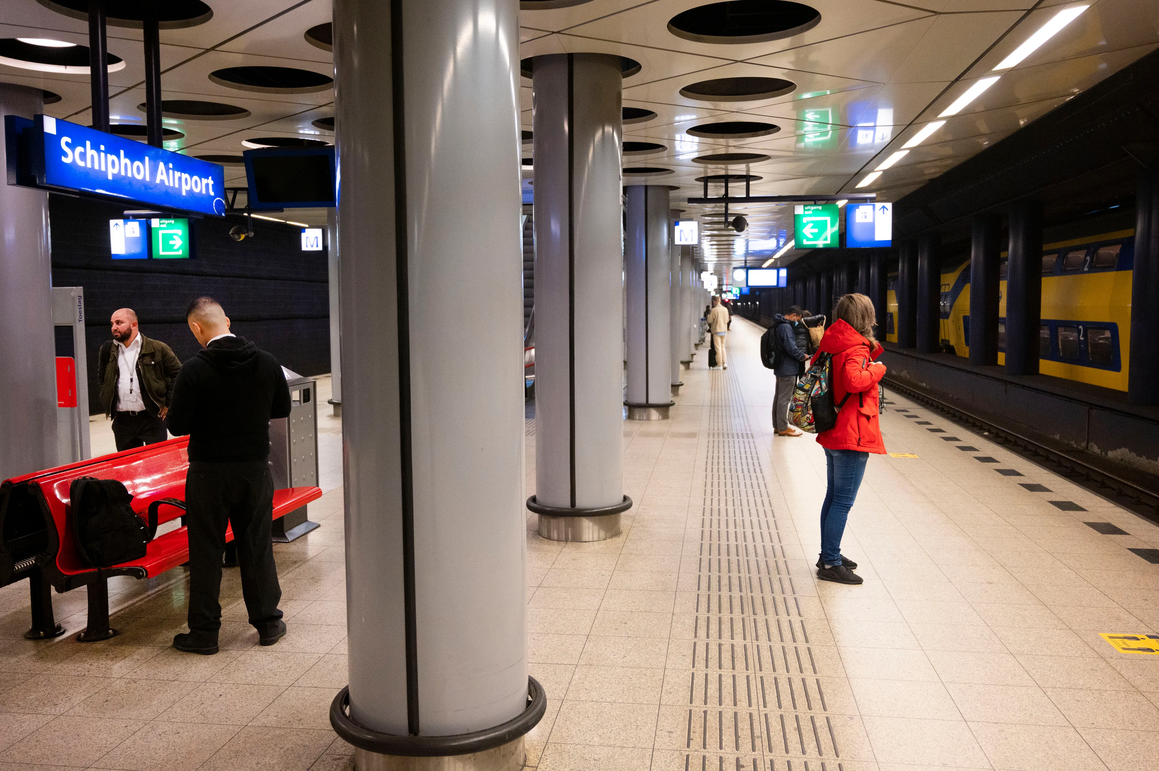 Storing van en naar Schiphol opgelost, mondjesmaat treinen