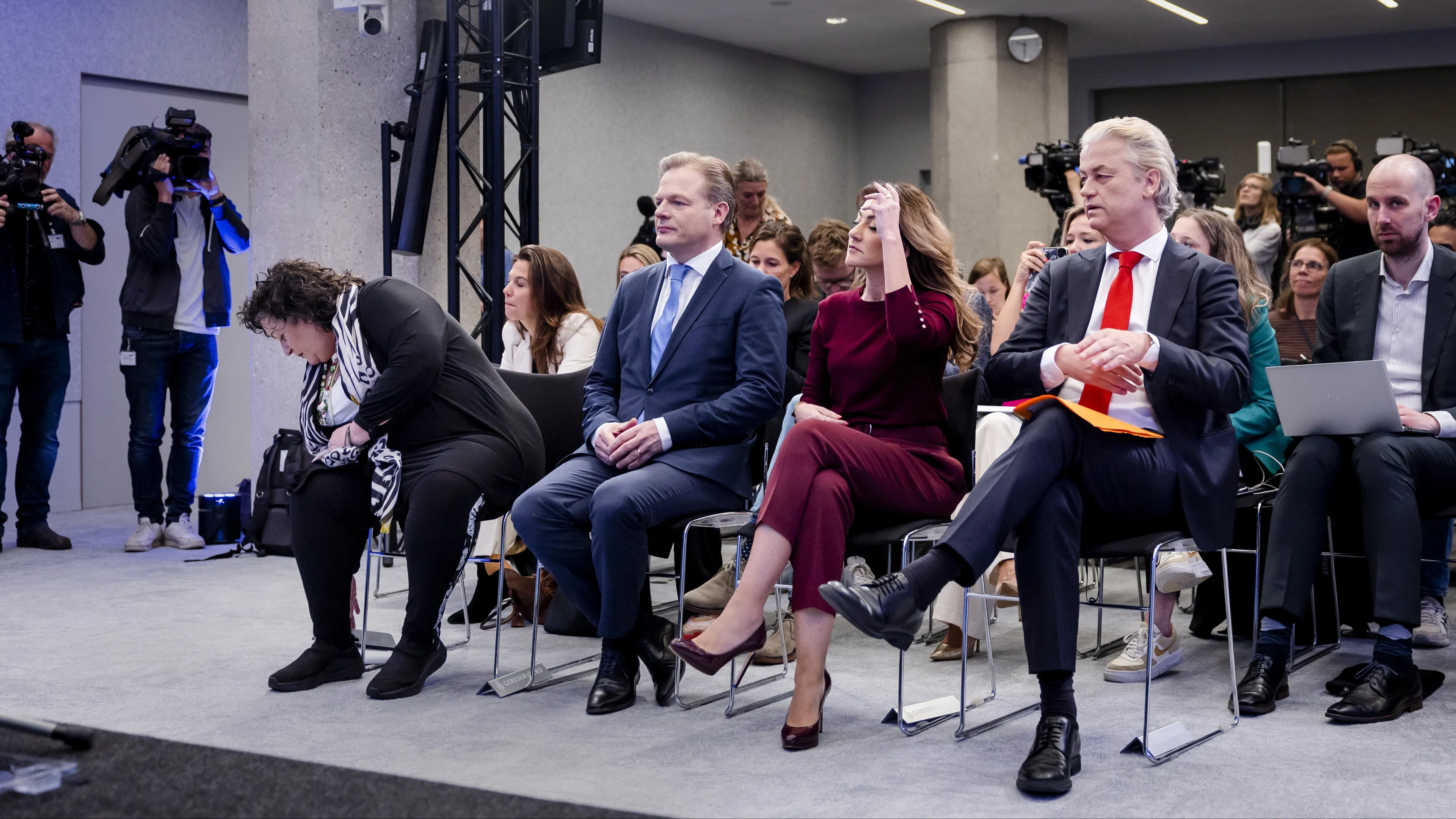 Vakbonden kritisch na doorrekening coalitieplannen: 'Middeninkomens niet op vooruit'