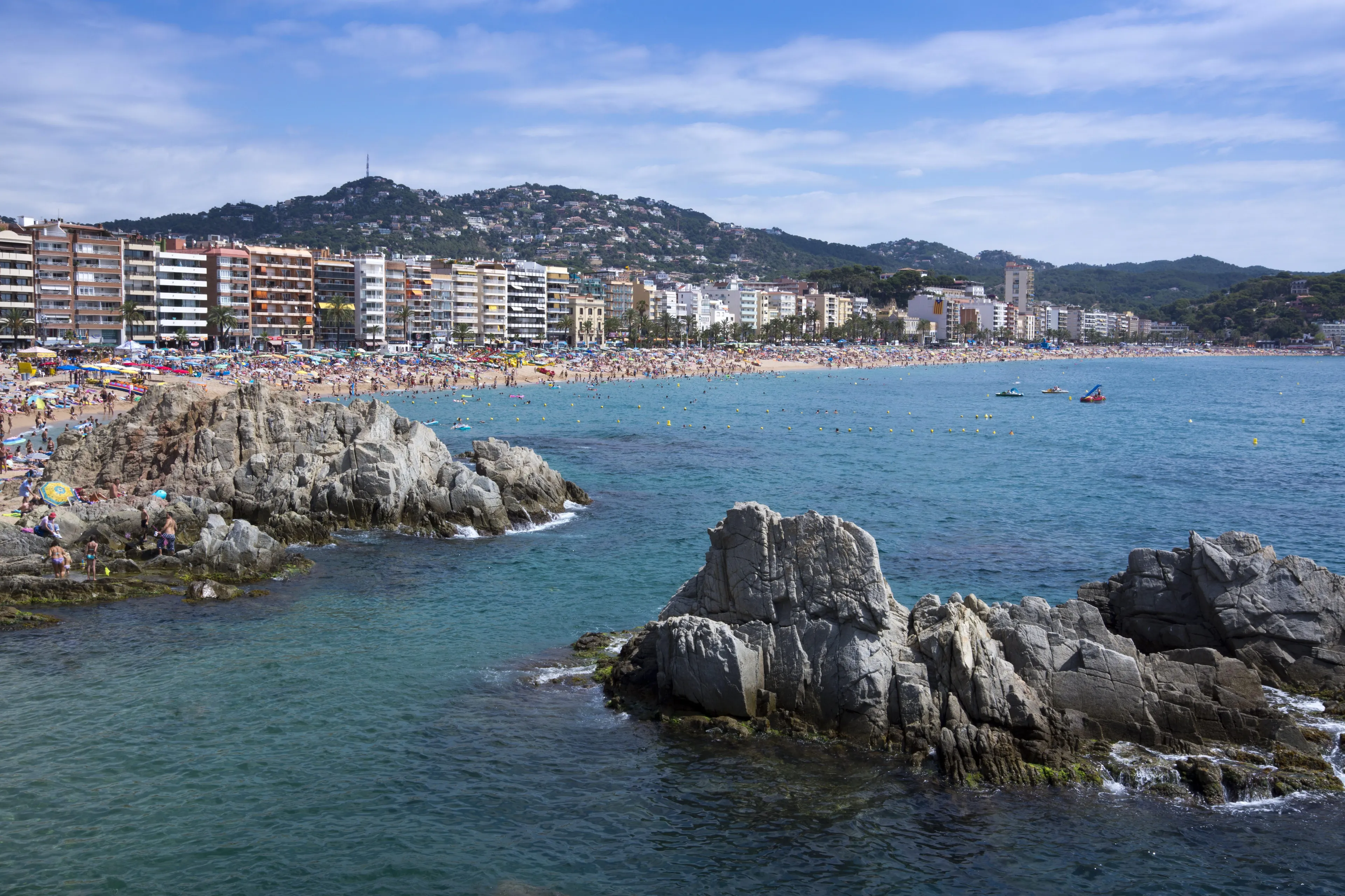 Twee Nederlanders gewond na val van klif Lloret de Mar
