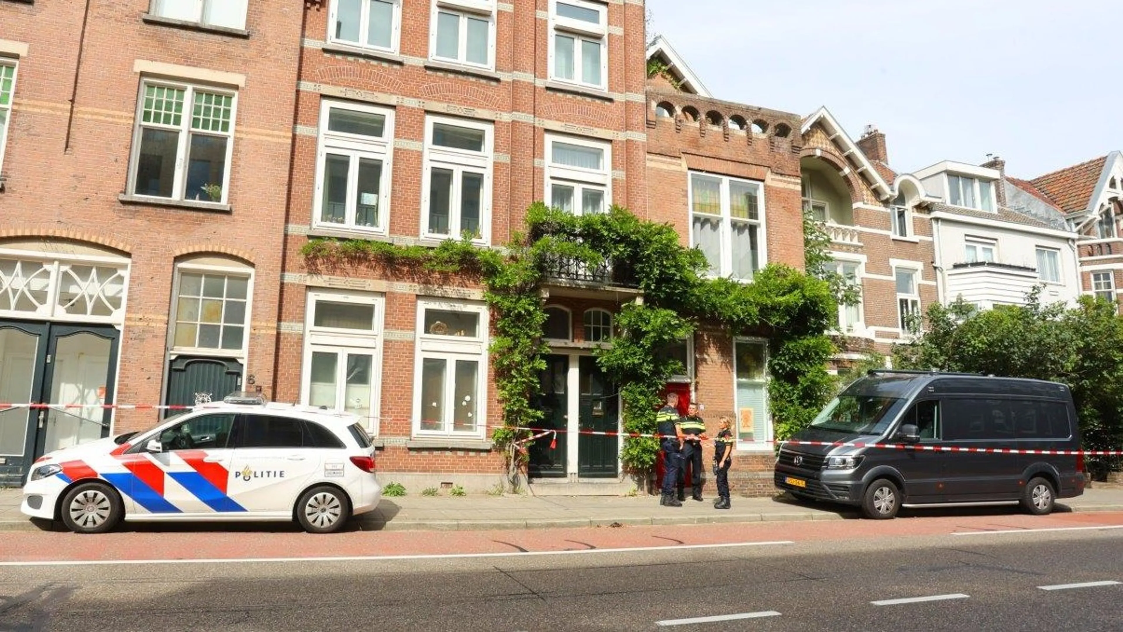 Dode man gevonden in woning centrum Den Bosch, politie vermoedt misdrijf