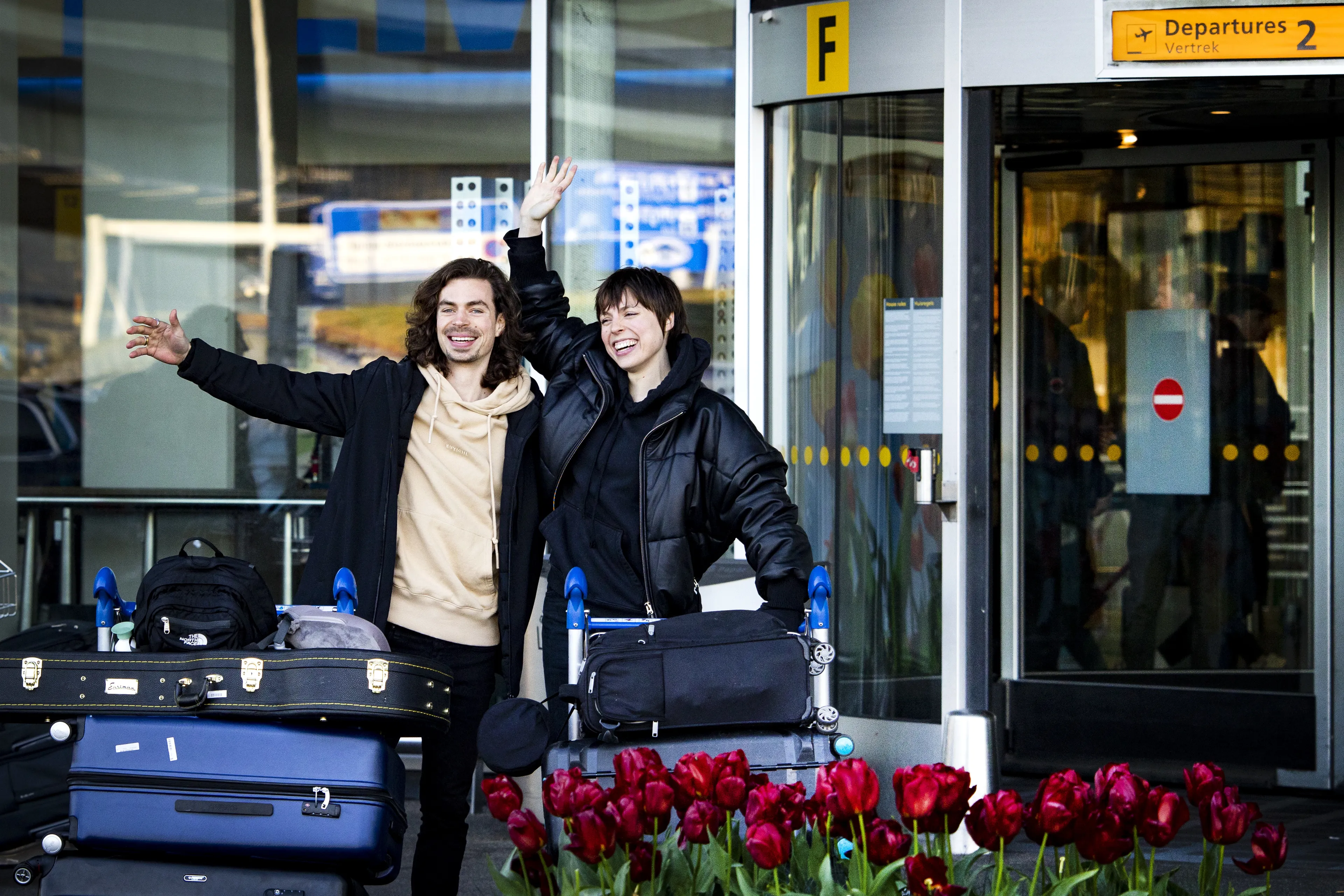 Songfestivalduo na turbulente periode onderweg naar Liverpool