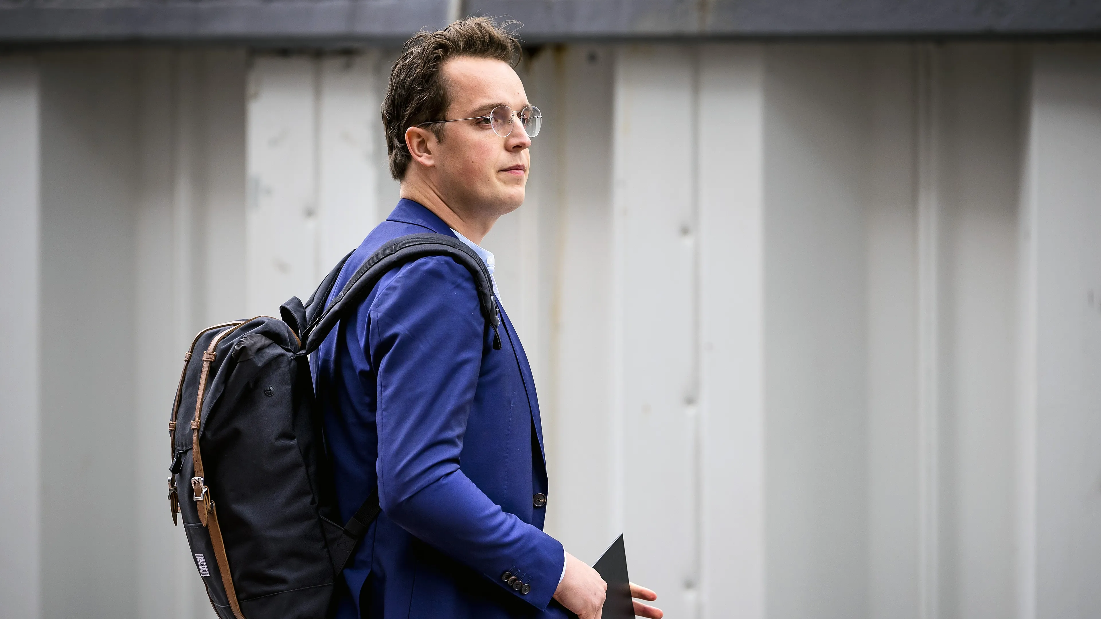 Zaak tegen Sywert van Lienden begint, zelf zit hij op publieke tribune