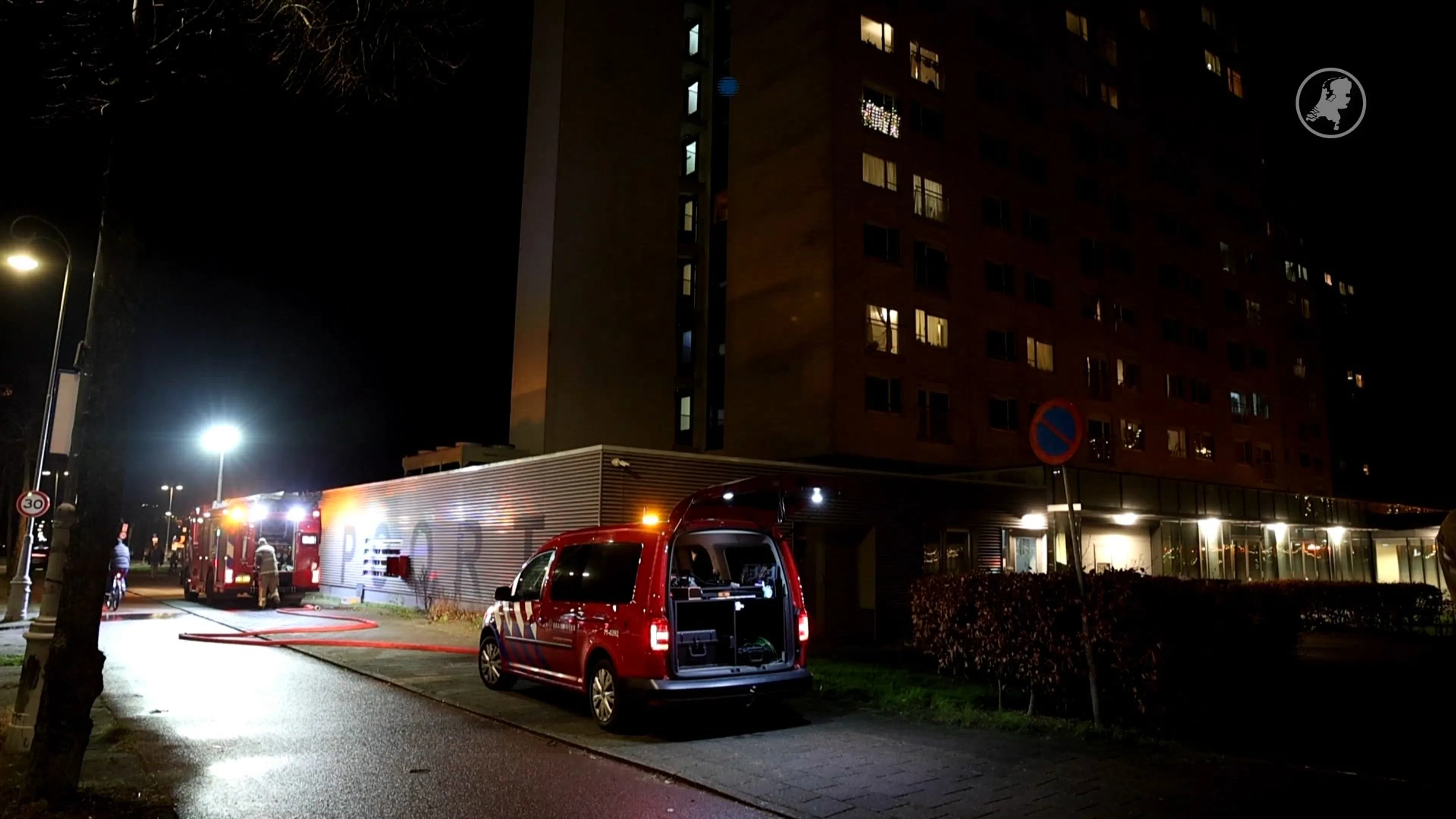Seniorenflat in Indische Buurt Amsterdam deels ontruimd na brand