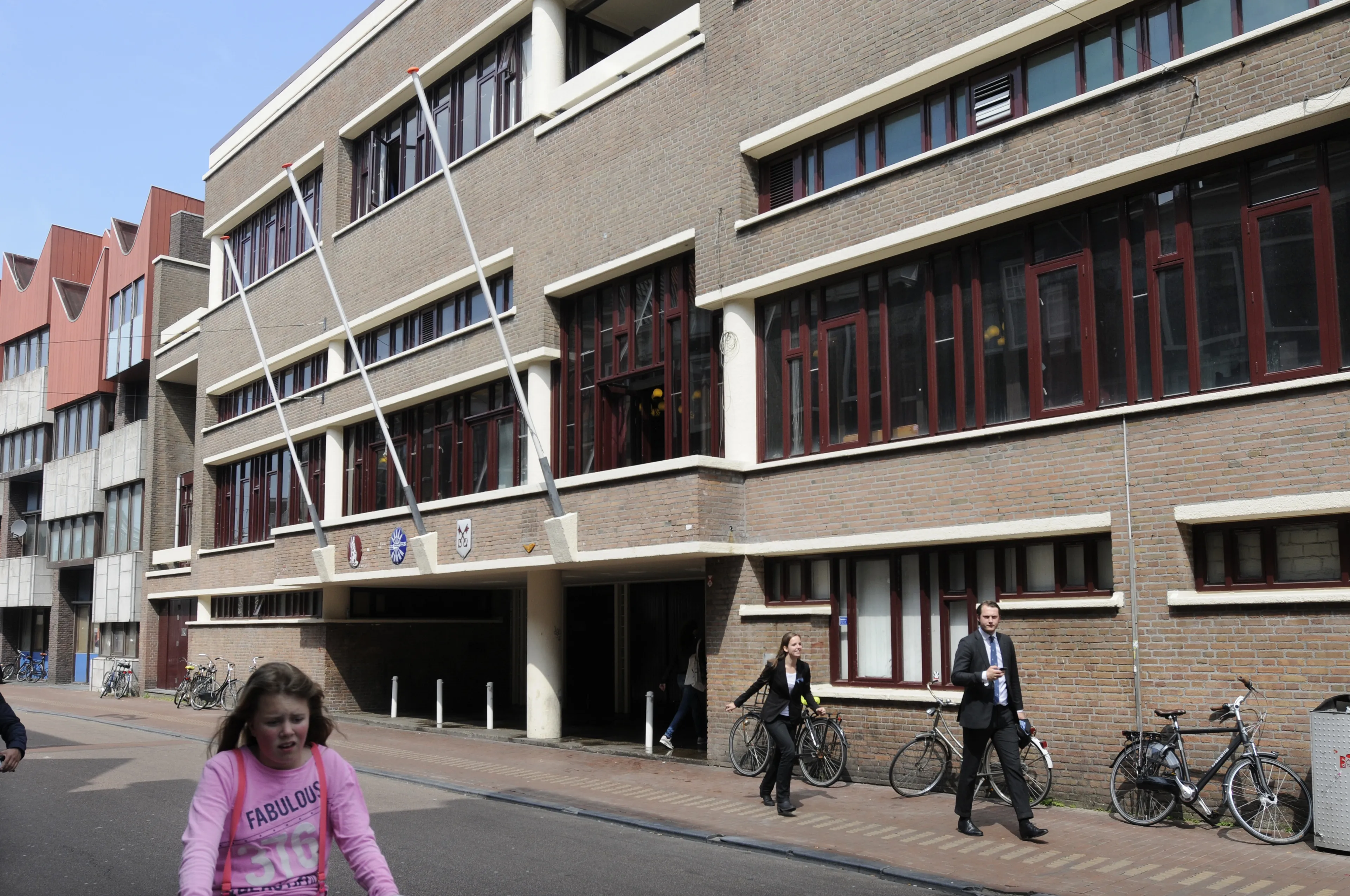 Leids studentencorps schorst bestuurder nadat hij lid slaat 