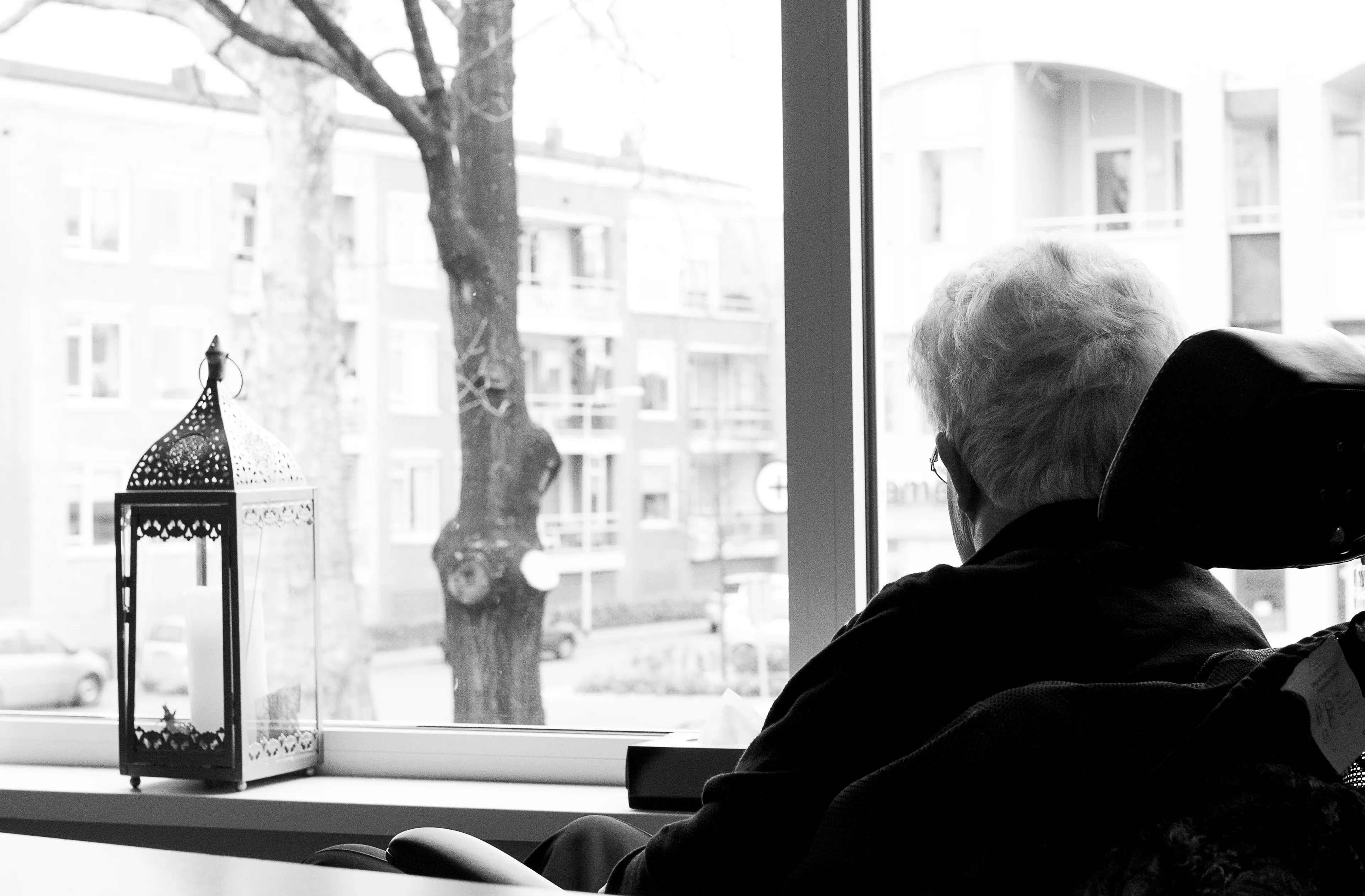 Nederlanders missen familie en vrienden nog altijd het meest tijdens coronacrisis