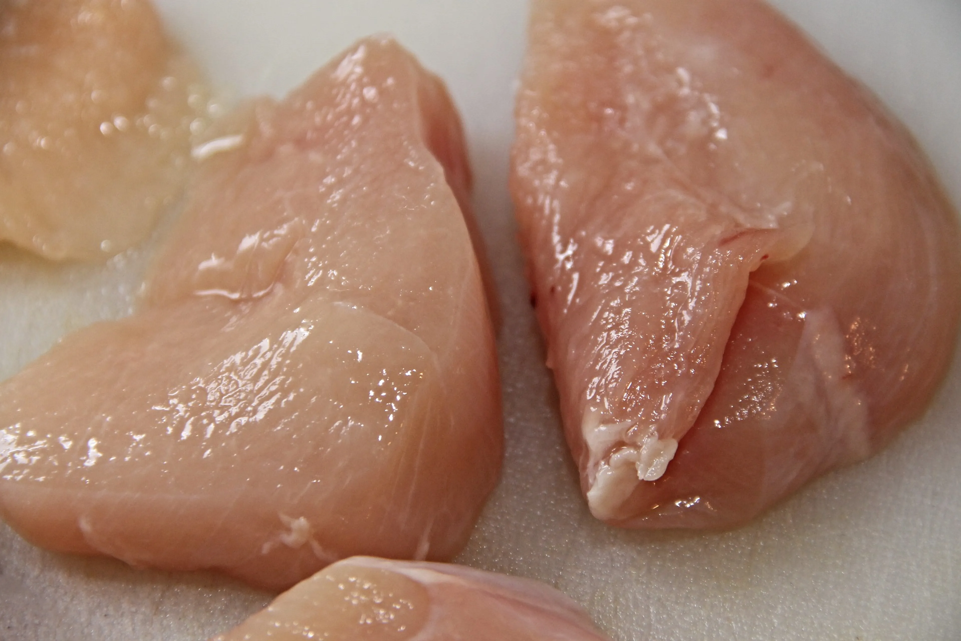 Albert Heijn haalt meerdere scharrelkipproducten uit de schappen om salmonella