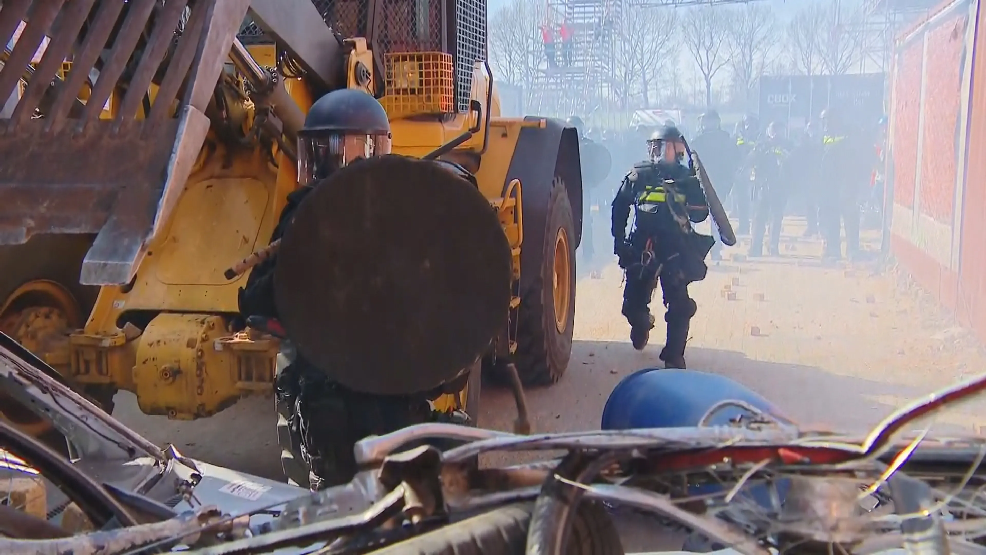 ZIEN: Zo bereidt de politie zich op het Walibi-terrein voor op de NAVO-top