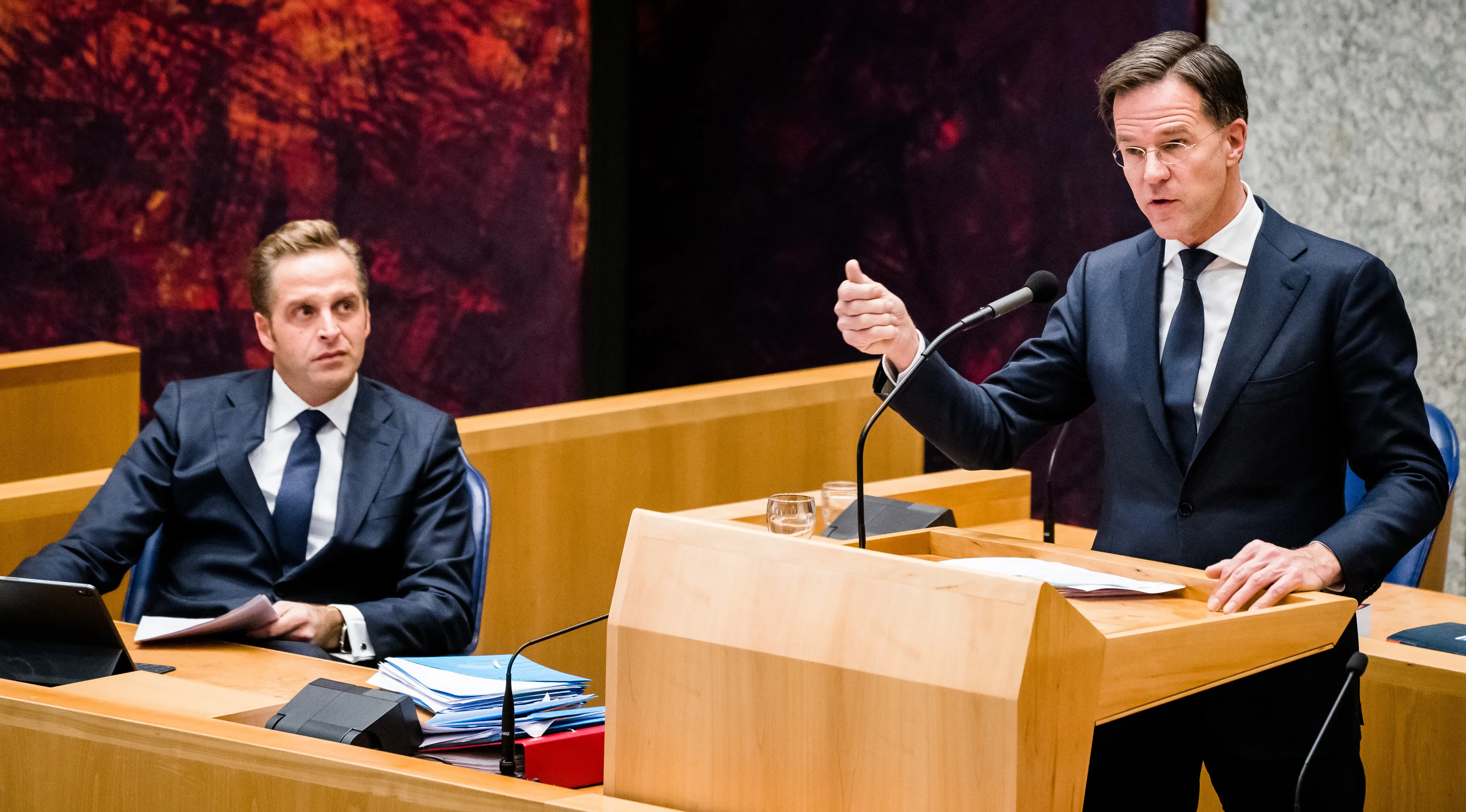 KIJK NU LIVE: Premier Rutte in debat met Tweede Kamer over coronabeleid