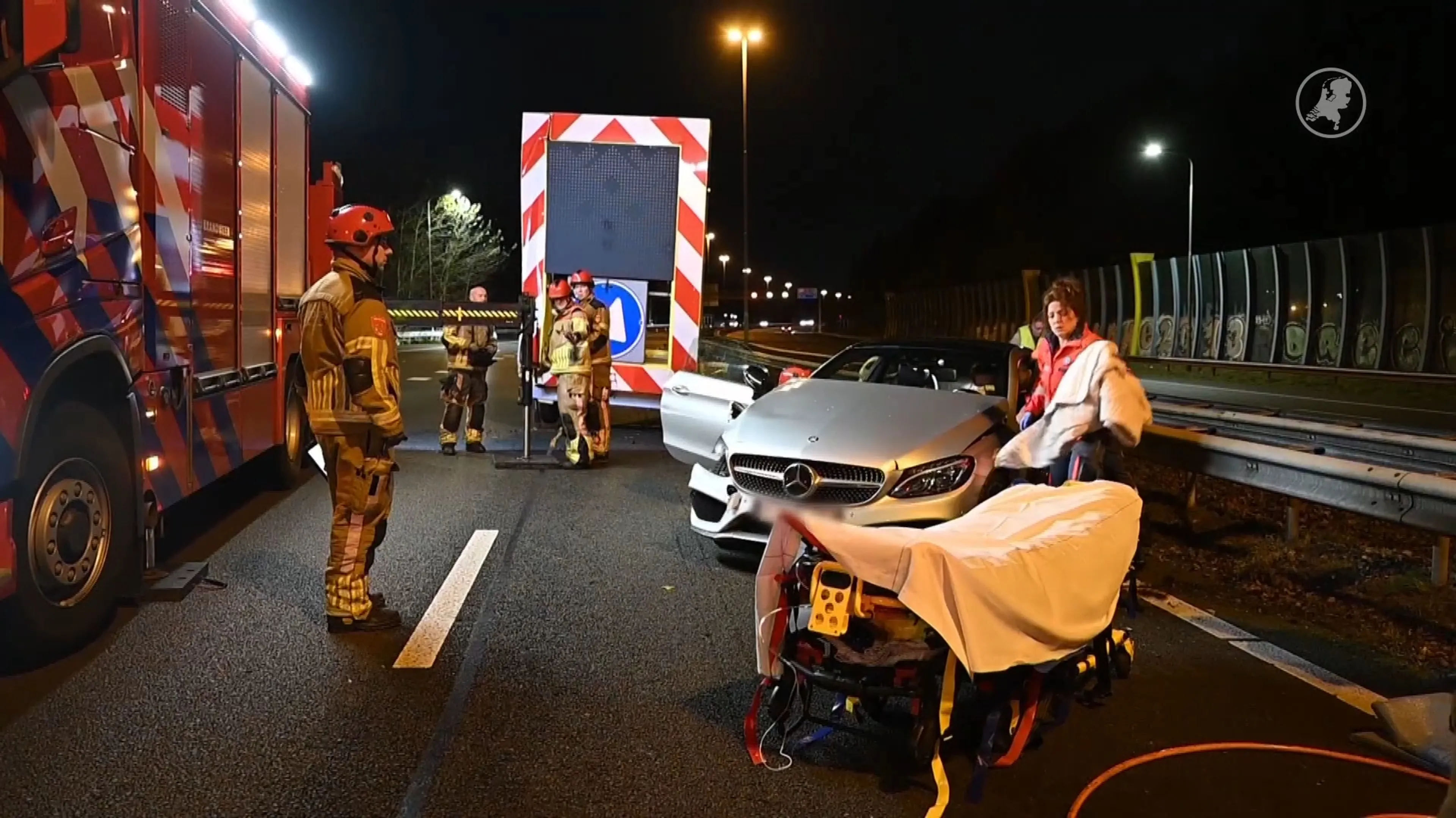 Bestuurder gewond na botsing met pijlwagen op A58 bij Tilburg