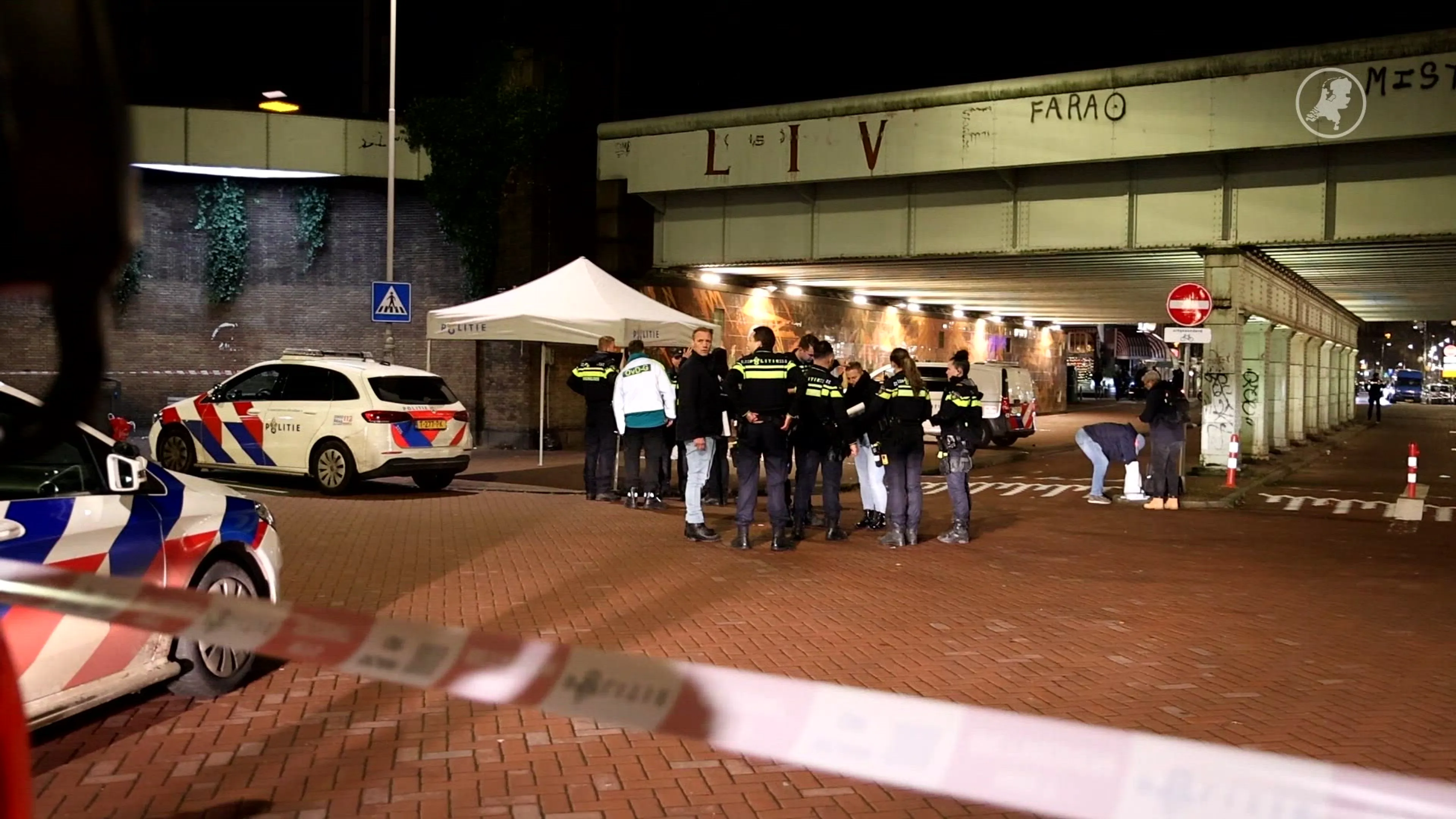 Man overleden door schotwond in Amsterdam