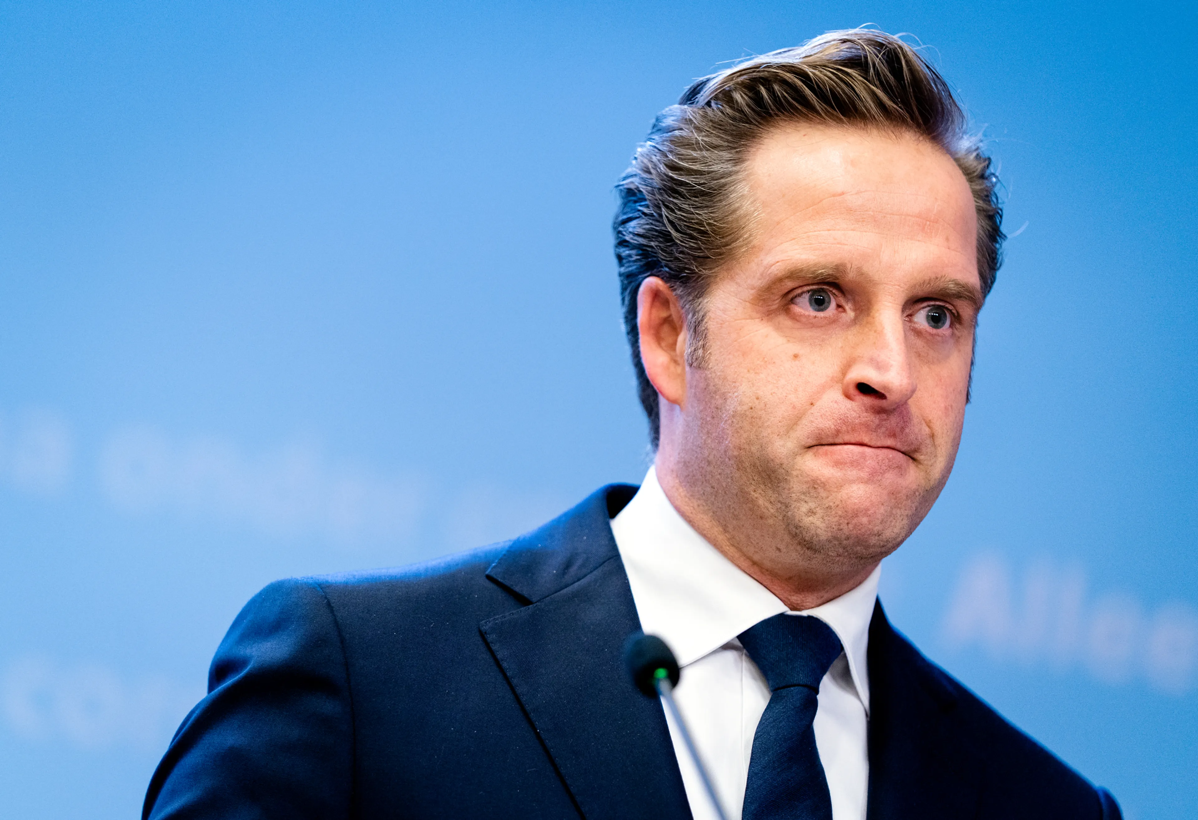 Kabinet schuift besluit over ‘coronapaspoort’ voor zich uit
