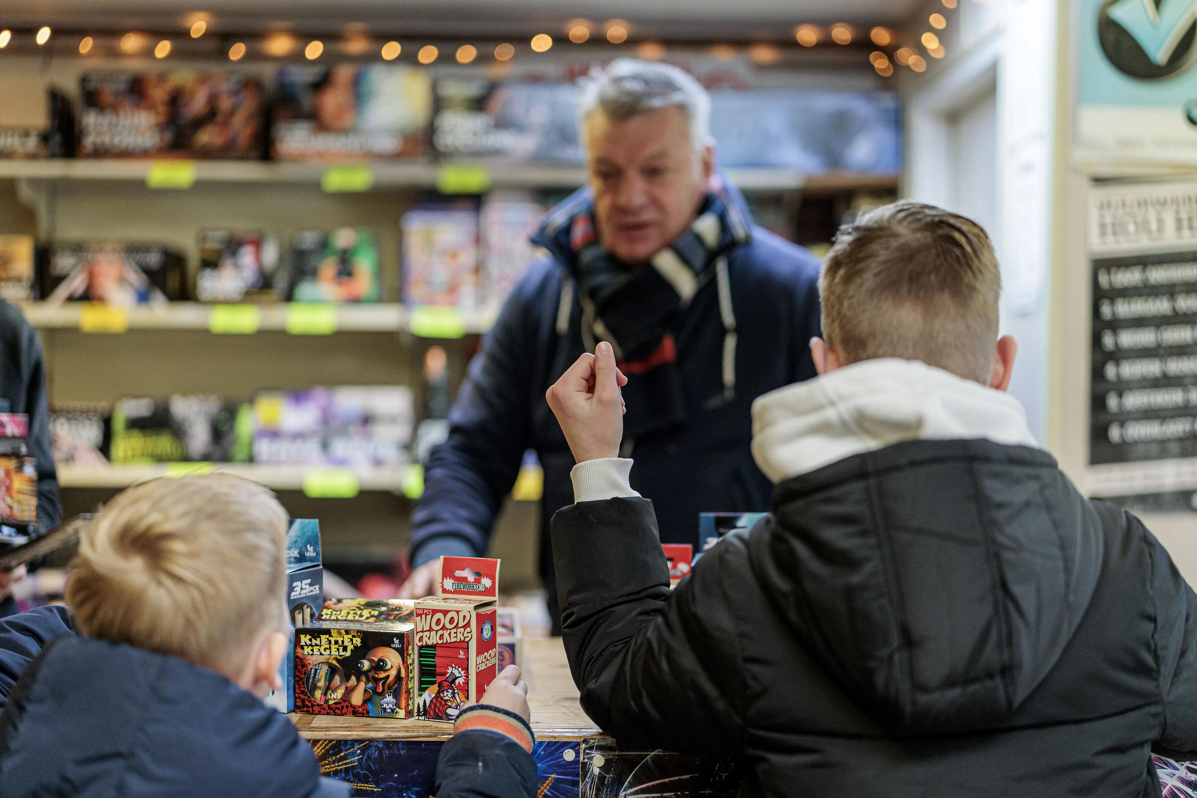 Nederlanders verwachten meer geknal in aanloop vuurwerkverbod, deel gaat verbod negeren