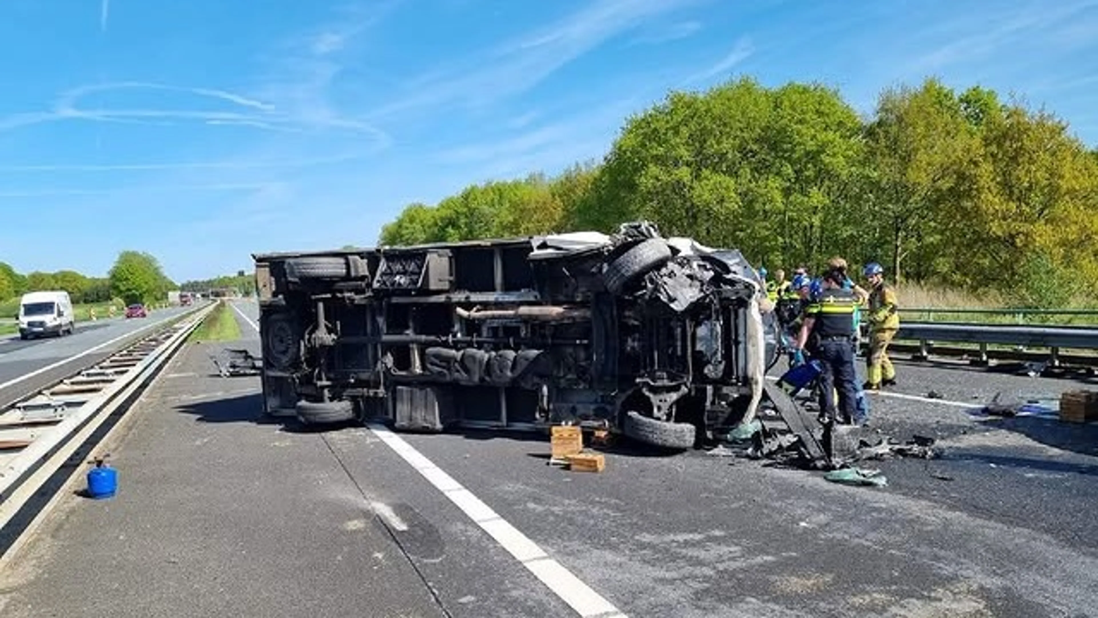 Tientallen automobilisten blokkeren vluchtstrook na ongeluk: '469 euro boete'