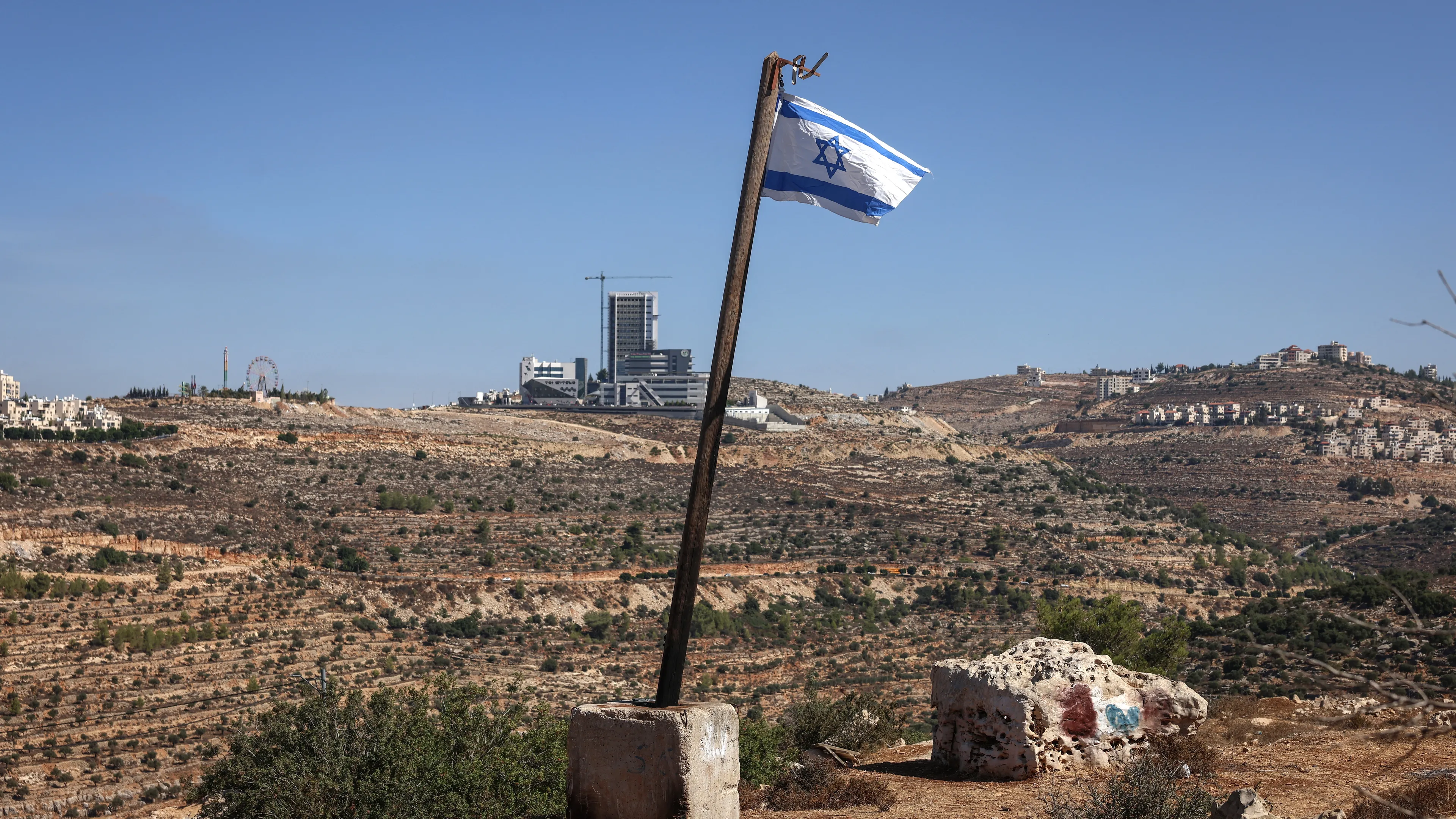 Israël trekt diplomatieke status Nederlanders in na importverbod