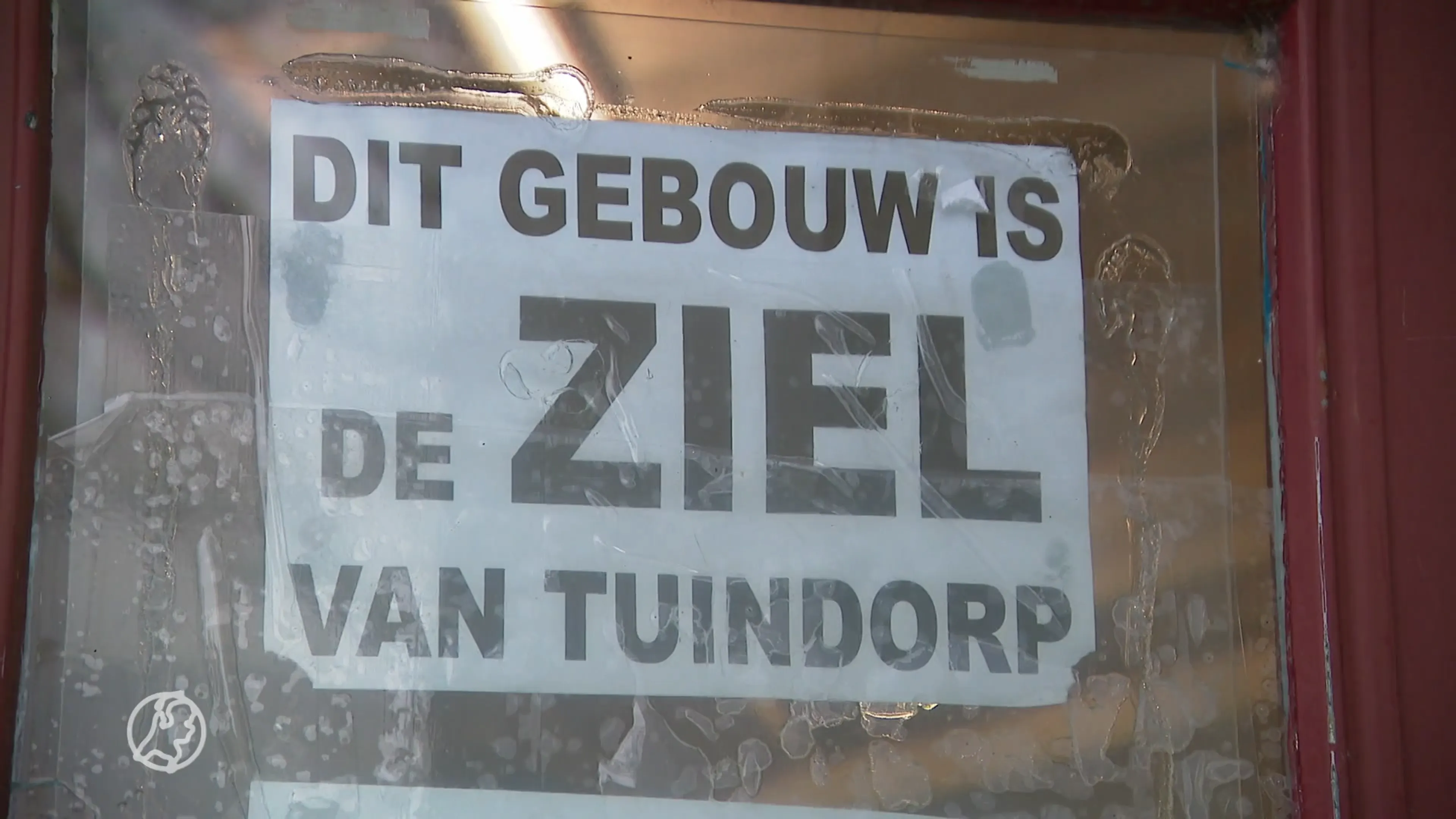 Schiedamse kunstenaars dreigen dakloos te worden, buurt wil dat ze blijven