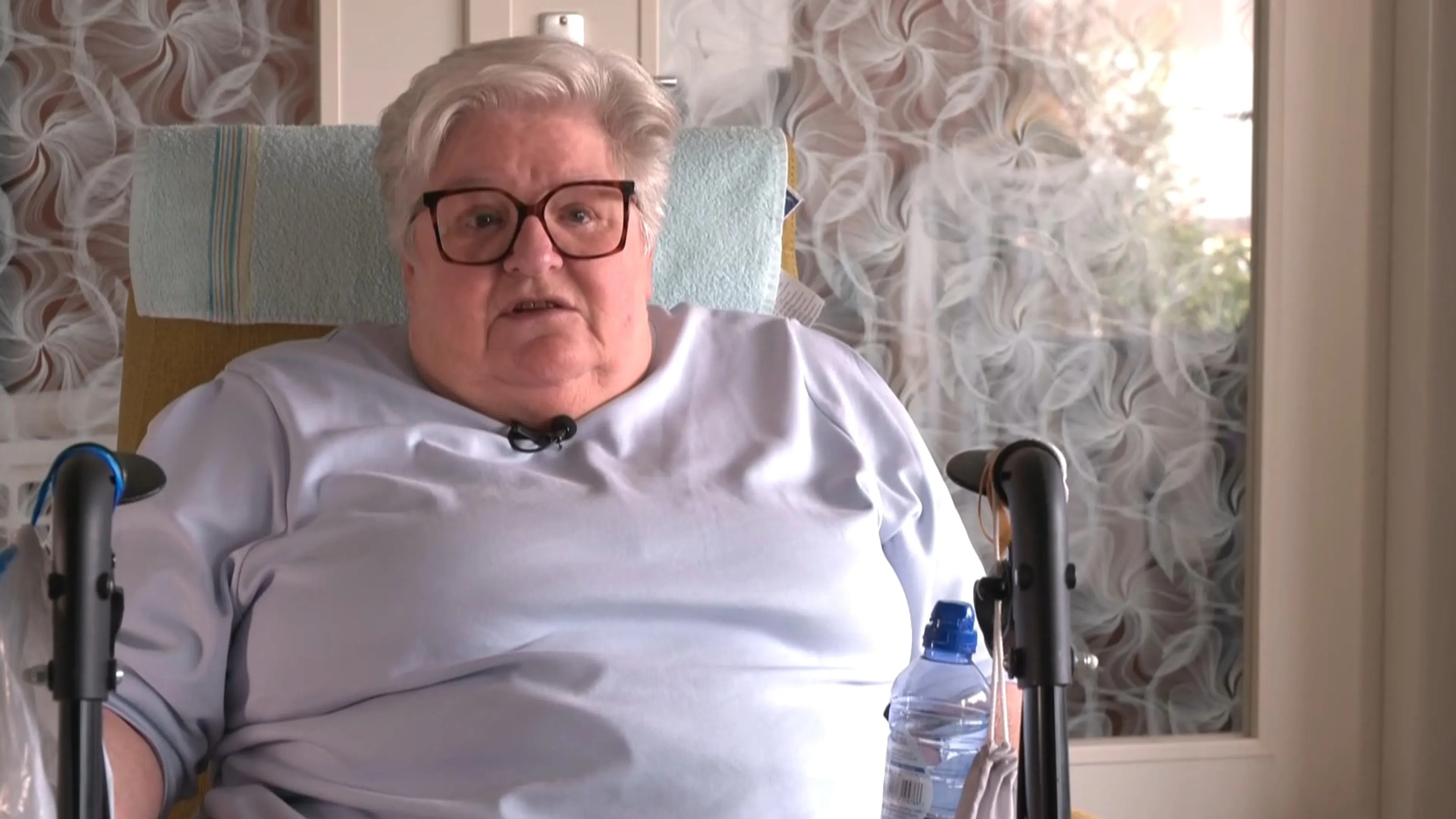 Gevangen in je eigen huis: Ria diep in de put door kapotte lift