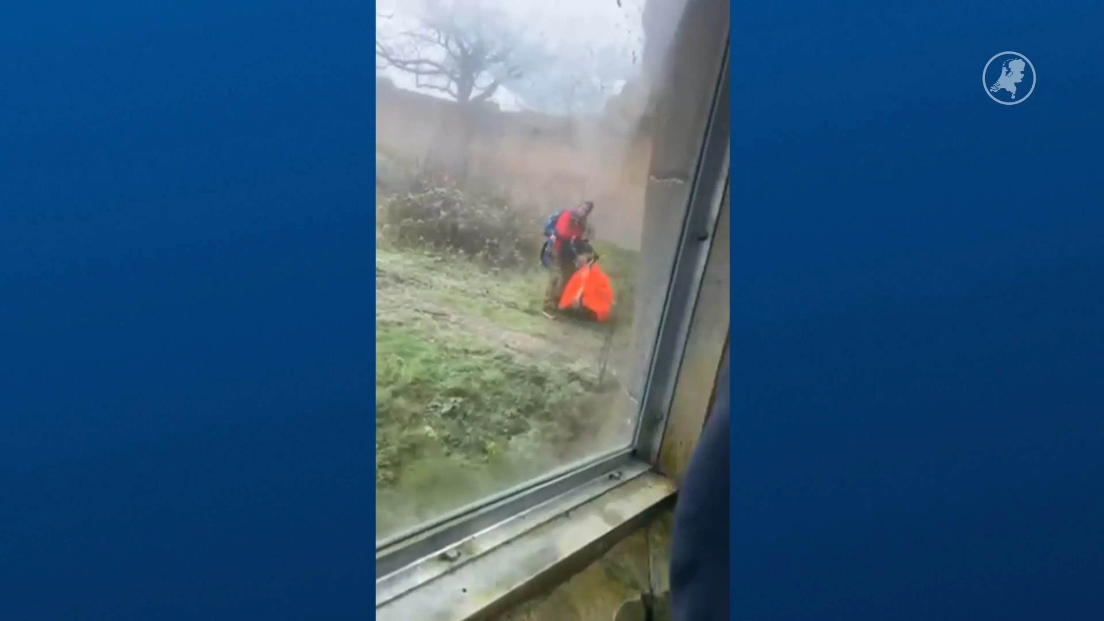 Parachutist belandt per ongeluk in apenverblijf Ouwehands Dierenpark
