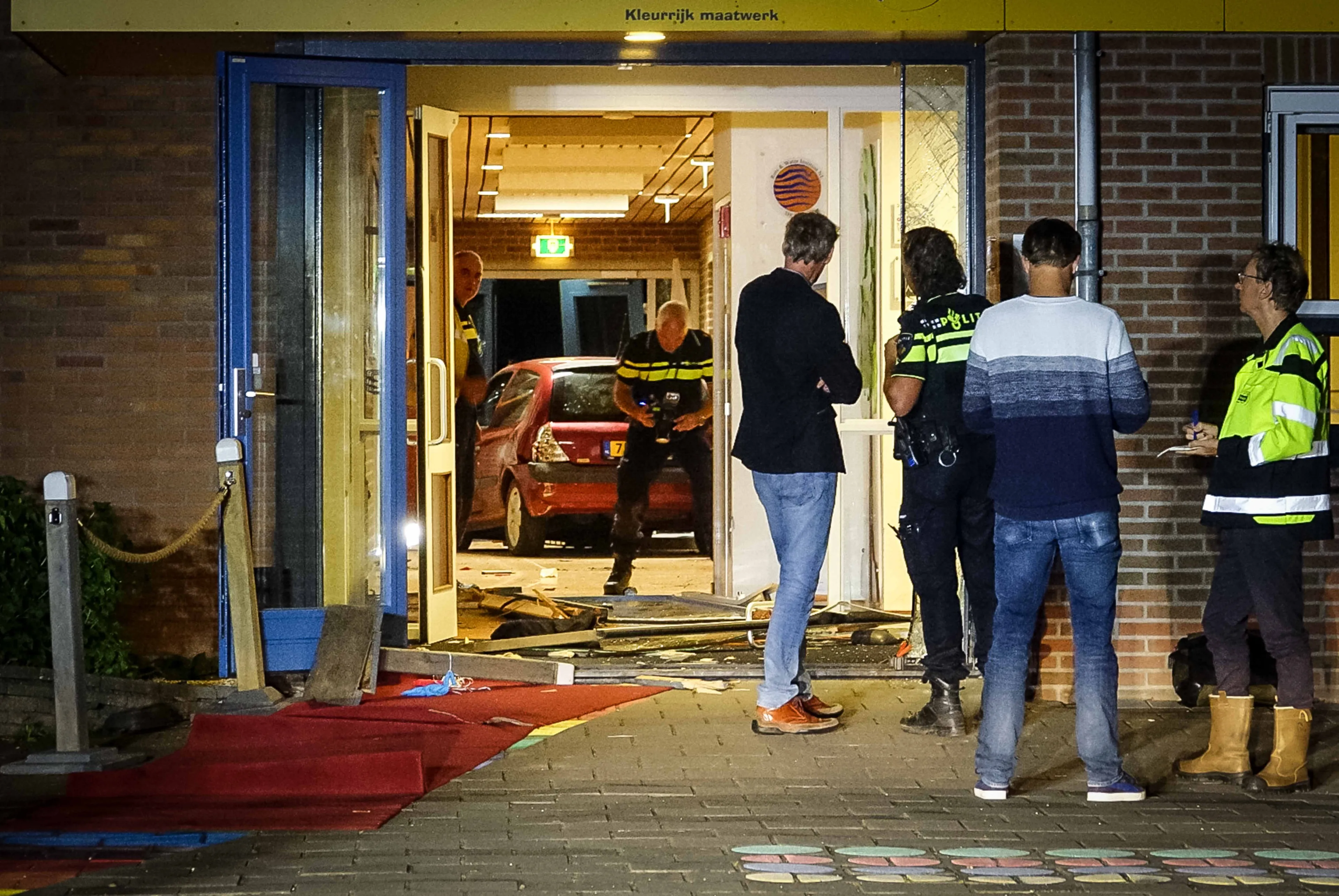 Vader die basisschool in Grootebroek binnenreed blijft langer vastzitten
