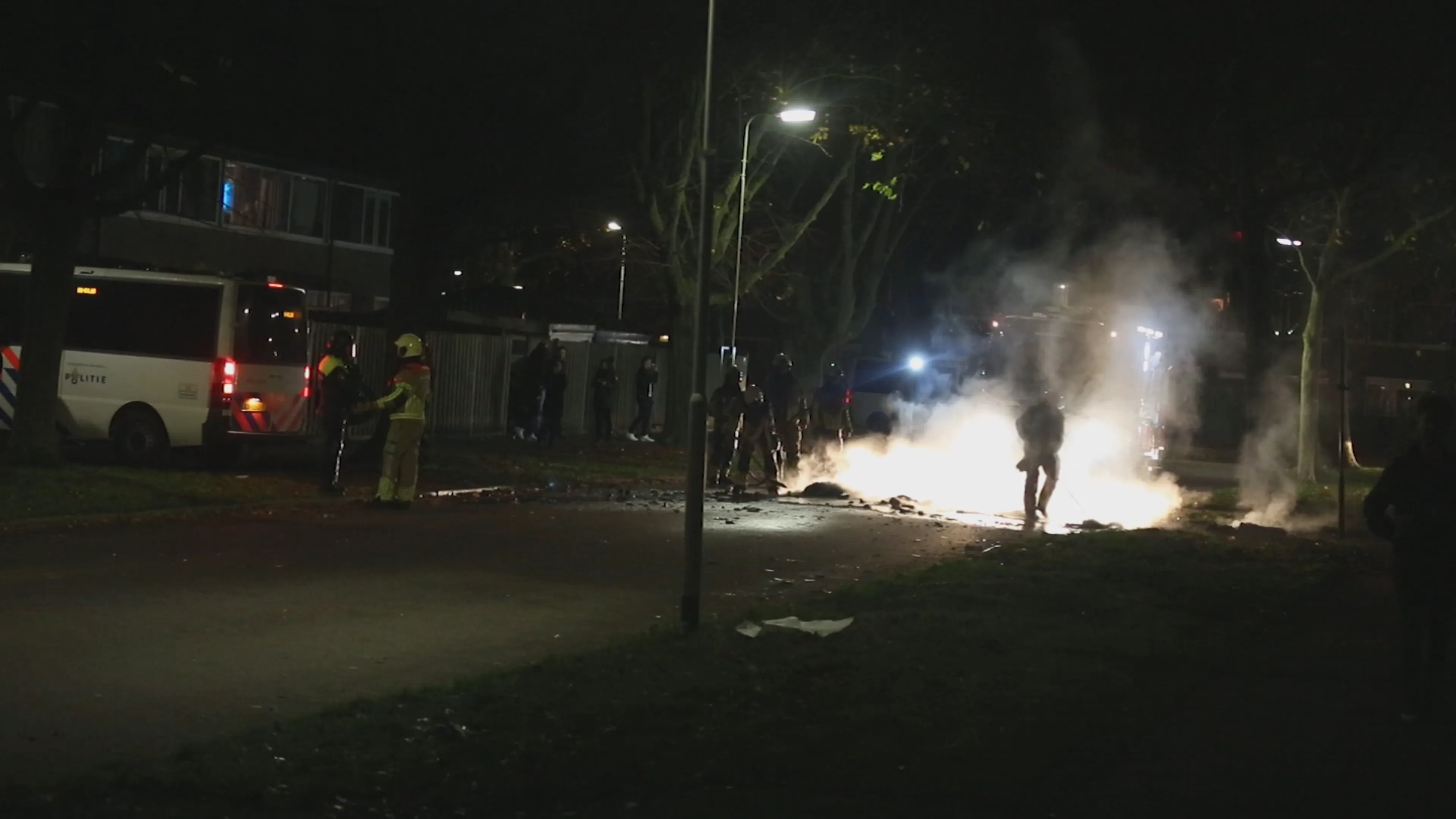 Vijf mannen aangehouden na vuurwerkoverlast in Roosendaal