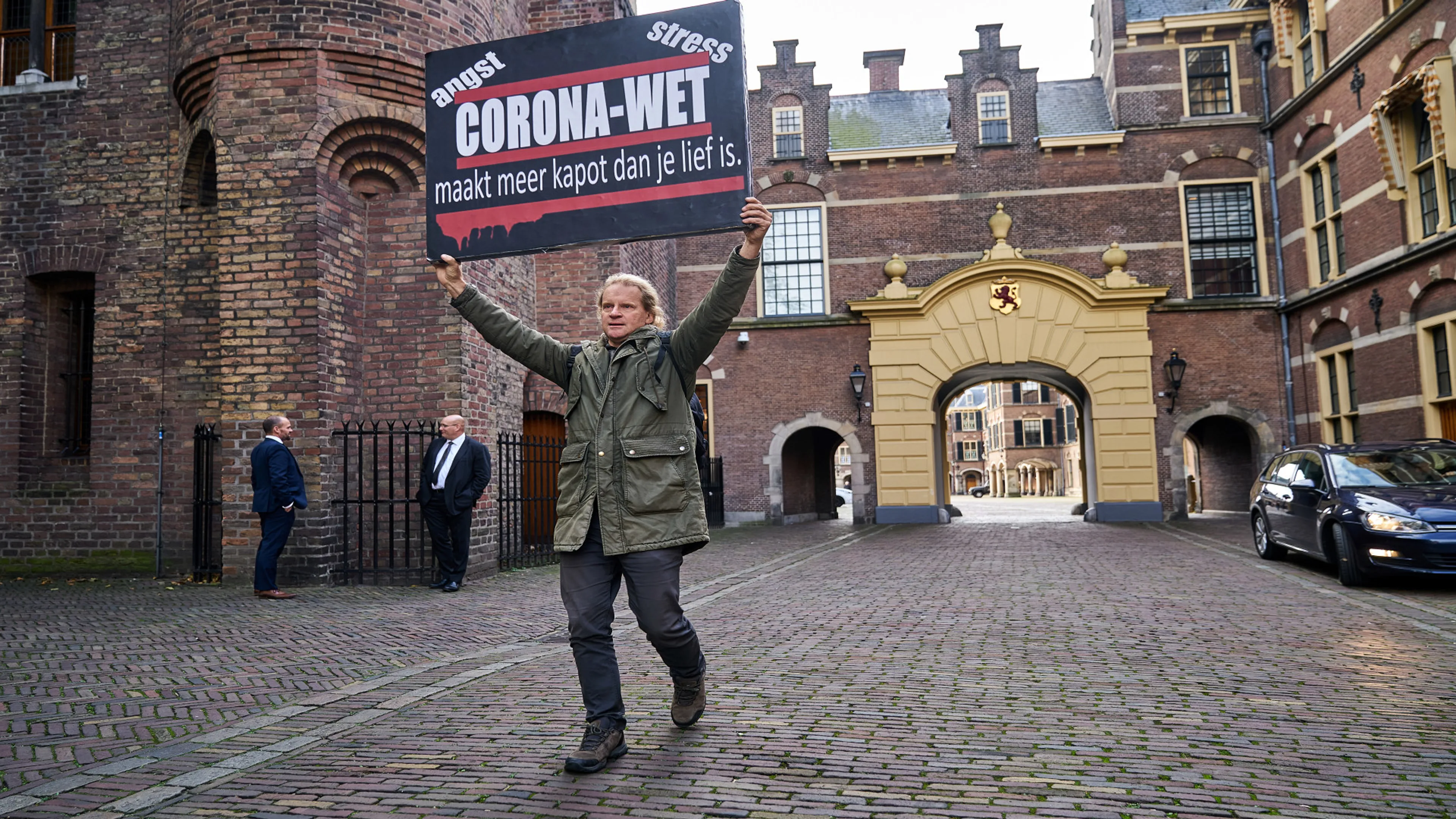 Raad van State: tijdelijke coronawet kan niet veel langer worden verlengd