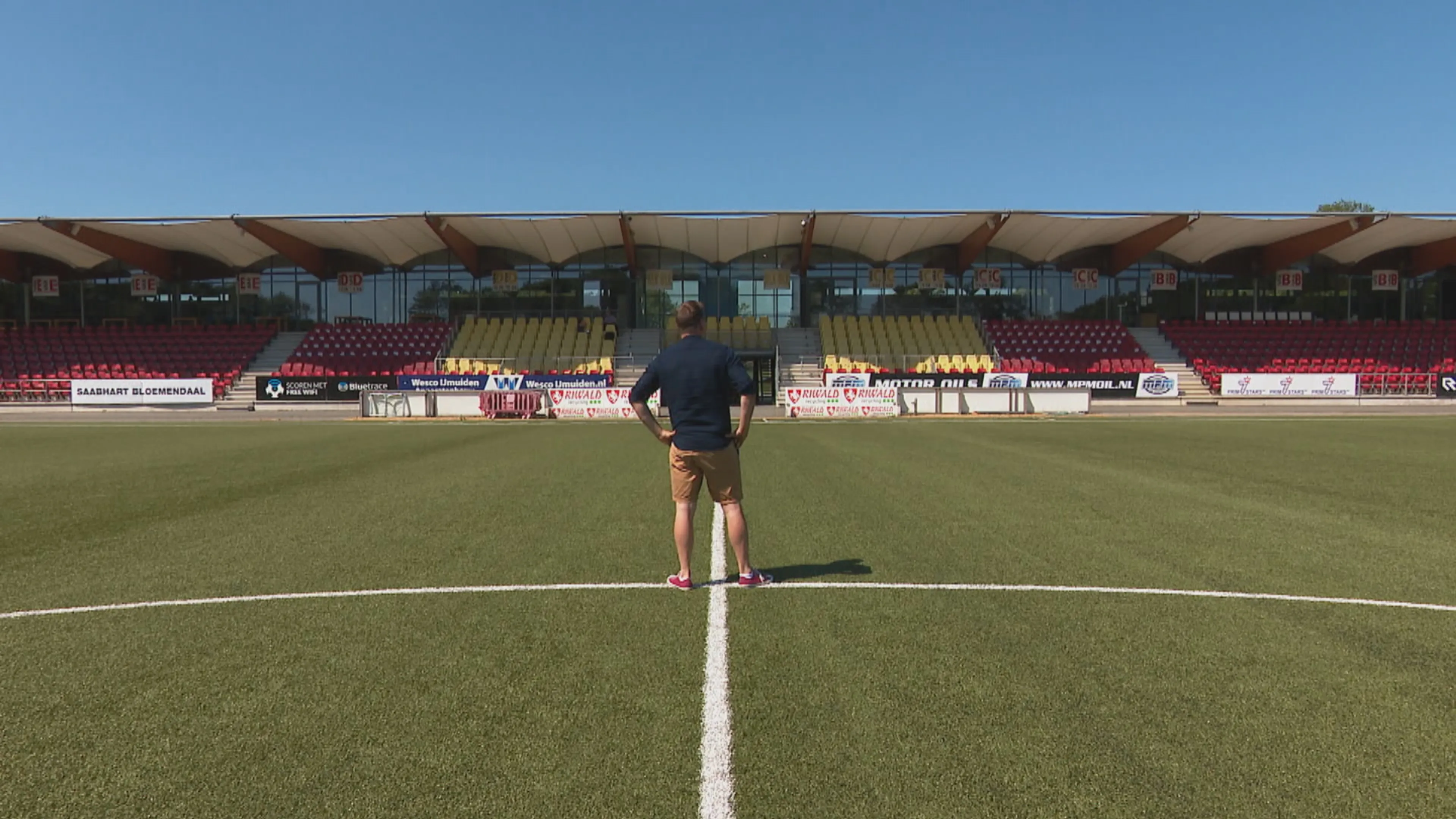 Voetbalminnend Nederland klaar voor weer toelaten supporters in stadions