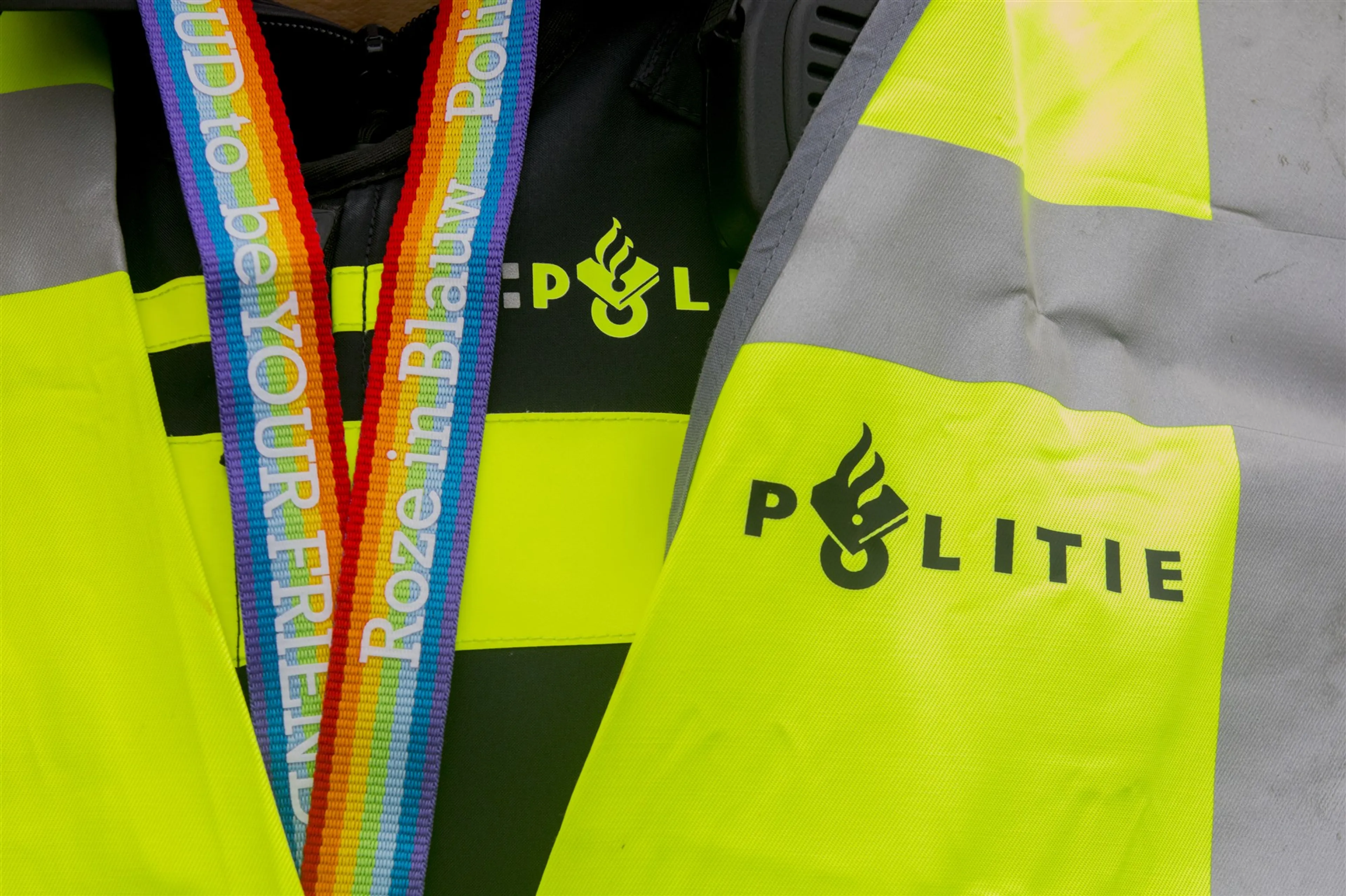 Politie waarschuwt homoseksuele daters: pas op dat je niet gechanteerd wordt!