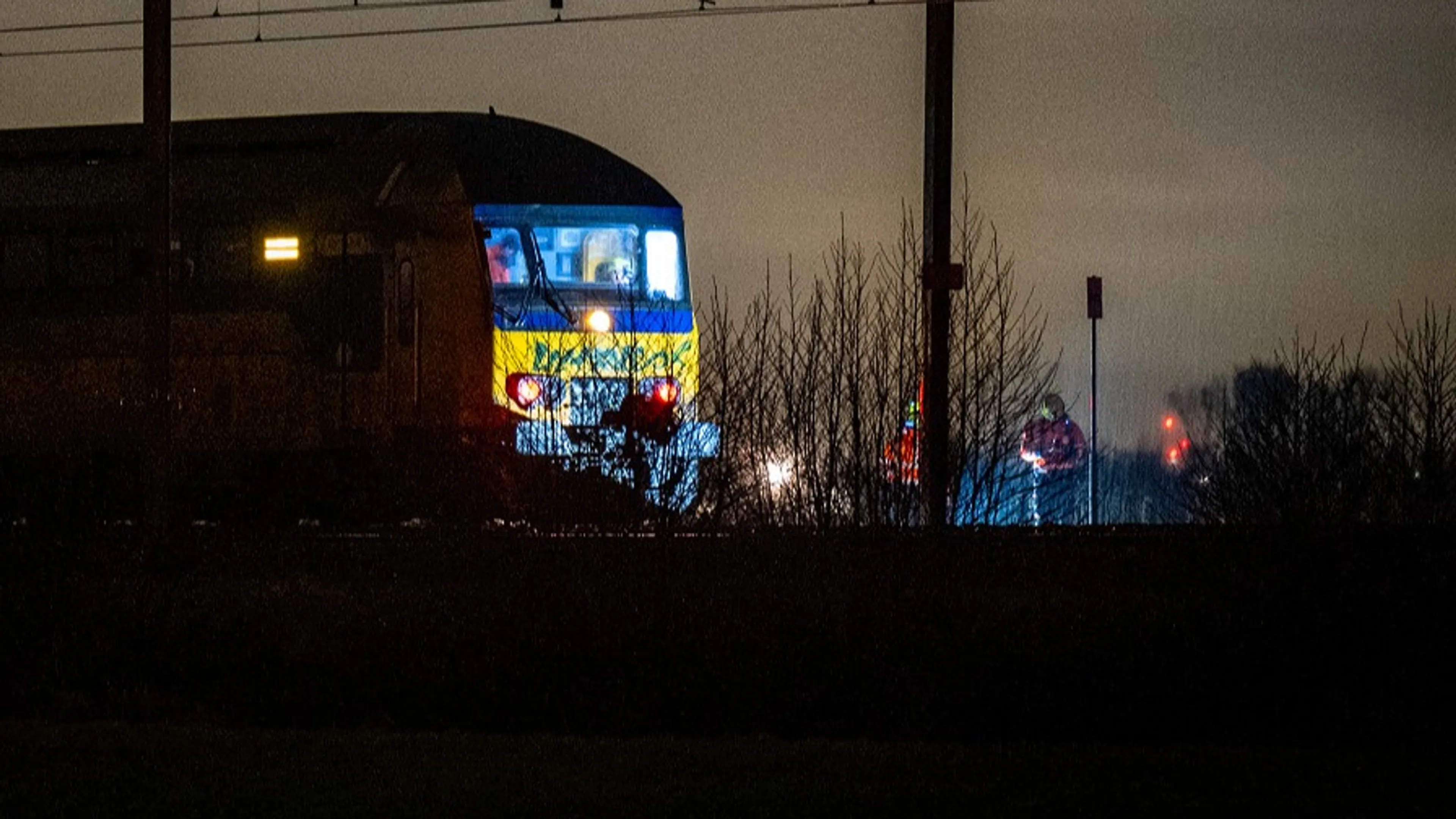 Trein met 120 passagiers  ontruimd bij Woerden na brand, oorzaak nog onzeker