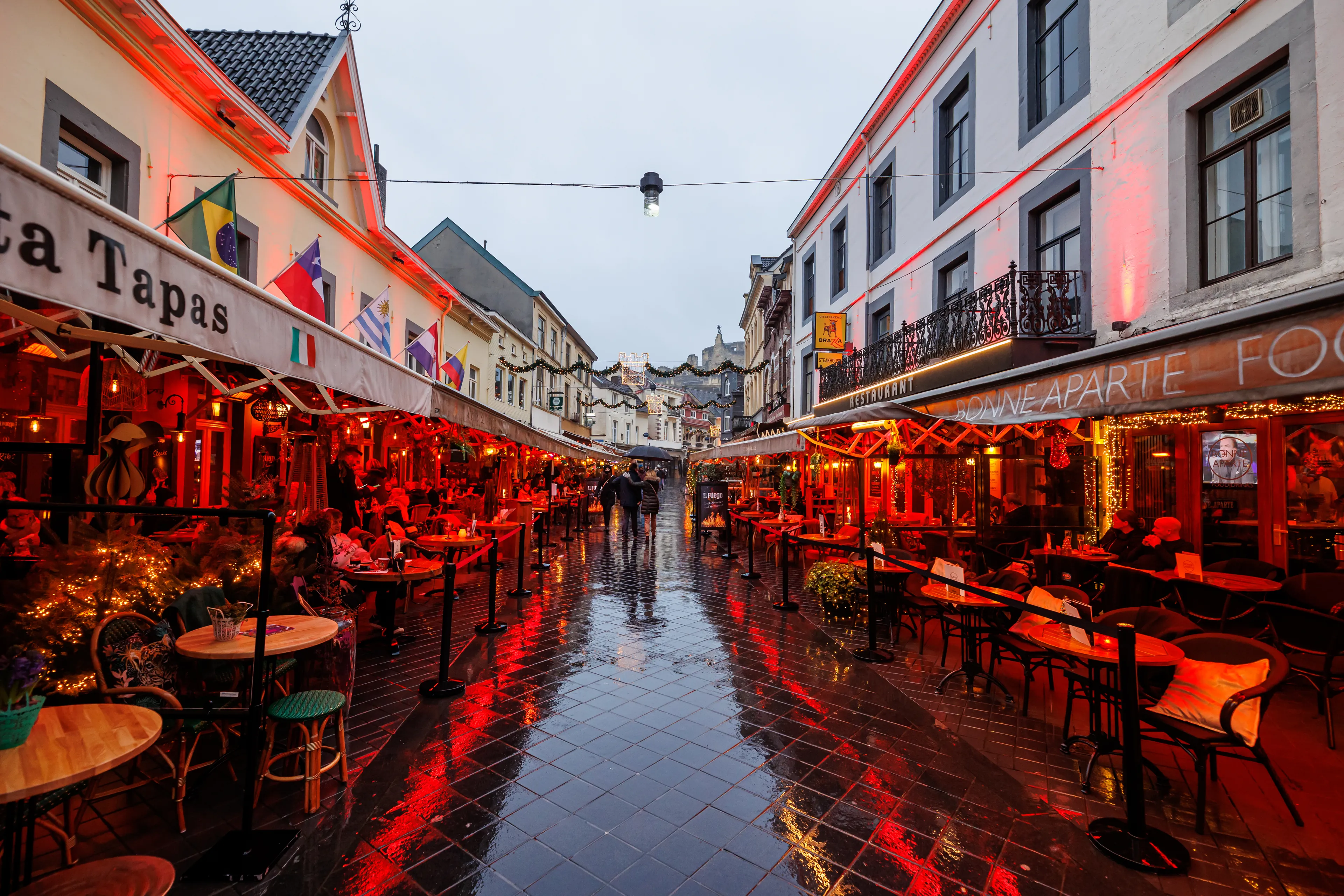 Winkels, restaurants en kroegen in Valkenburg zijn vrijdag gewoon open