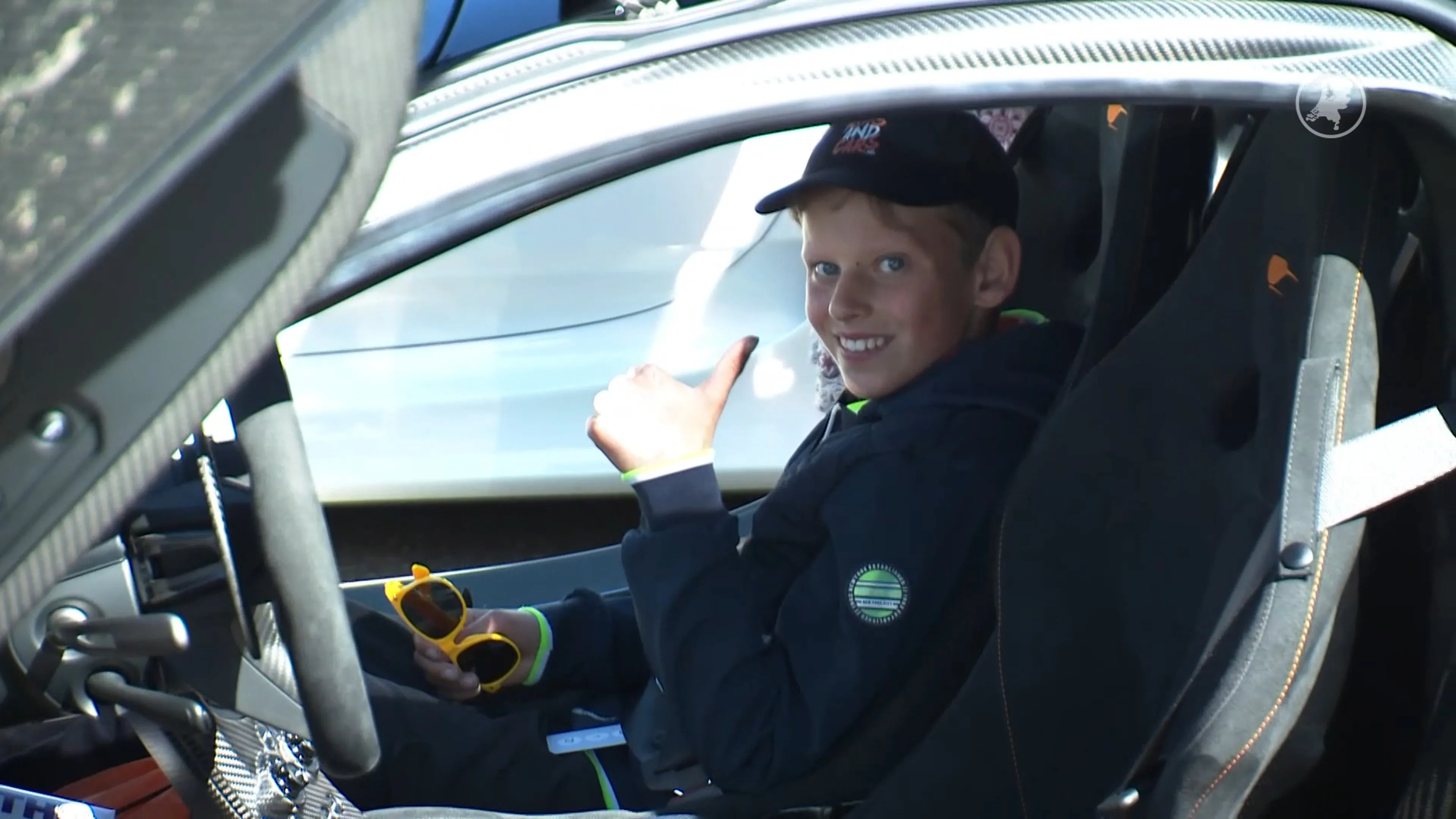 Kinderen met ernstige, zeldzame ziektes racen in sportauto's