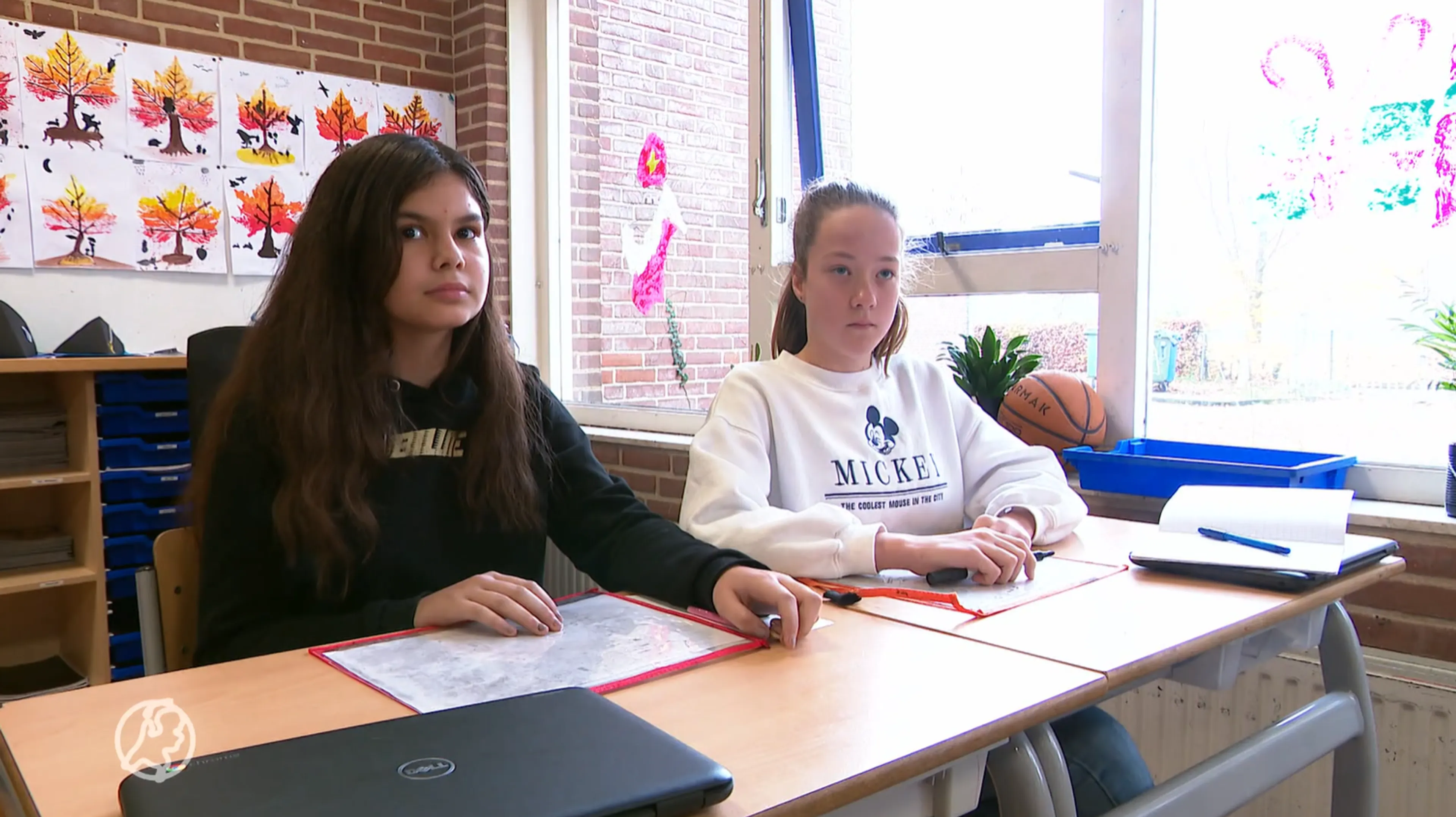 Leerlingen basisschool De Weier vrezen nieuwe lockdown: 'Alleen achter je laptop is héél saai' 