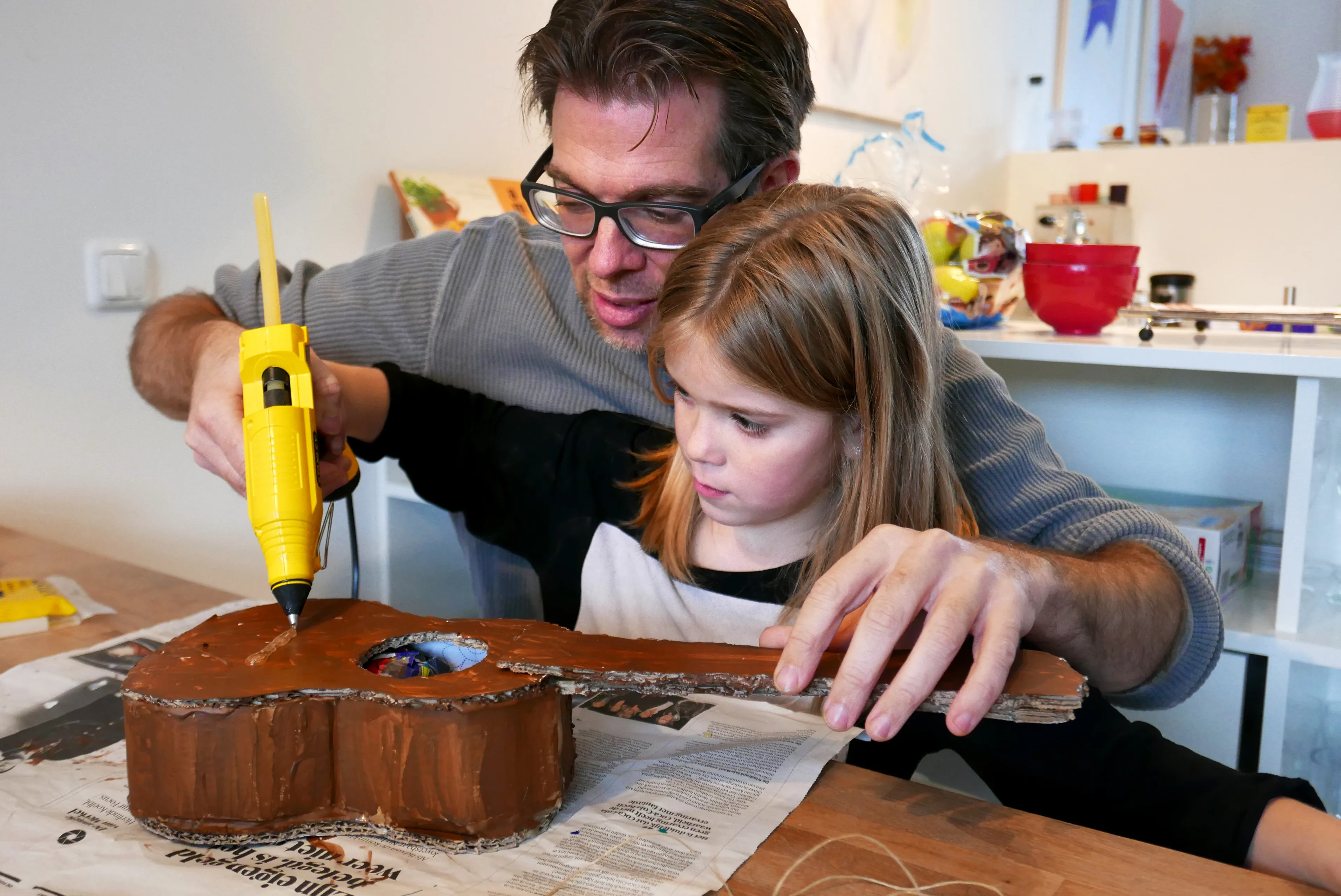 Gestreste ouders kampen met sinterklaasdrukte: surprise kopen in opmars