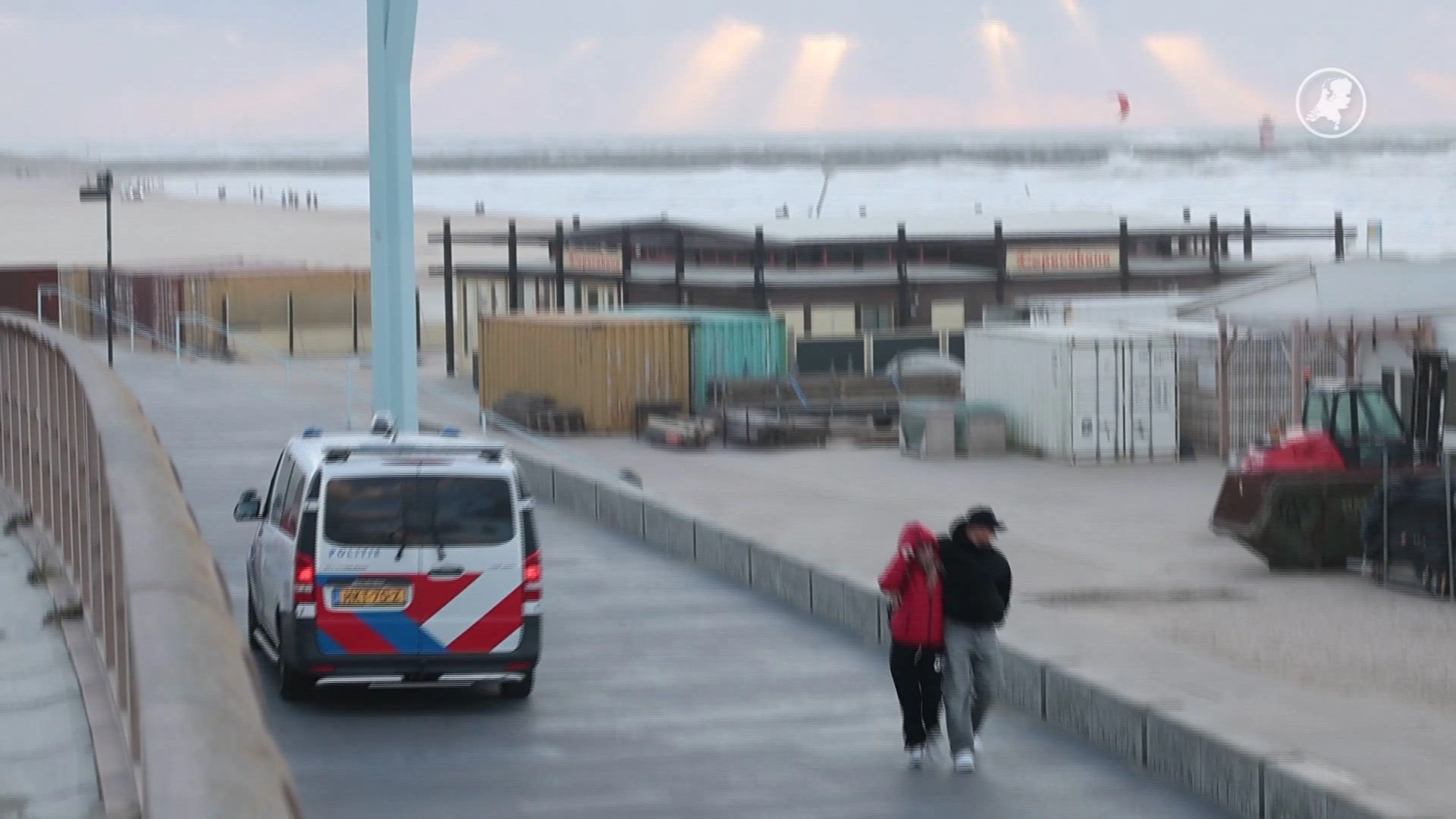 Hulpdiensten uitgerukt voor vermissing surfer bij Scheveningen