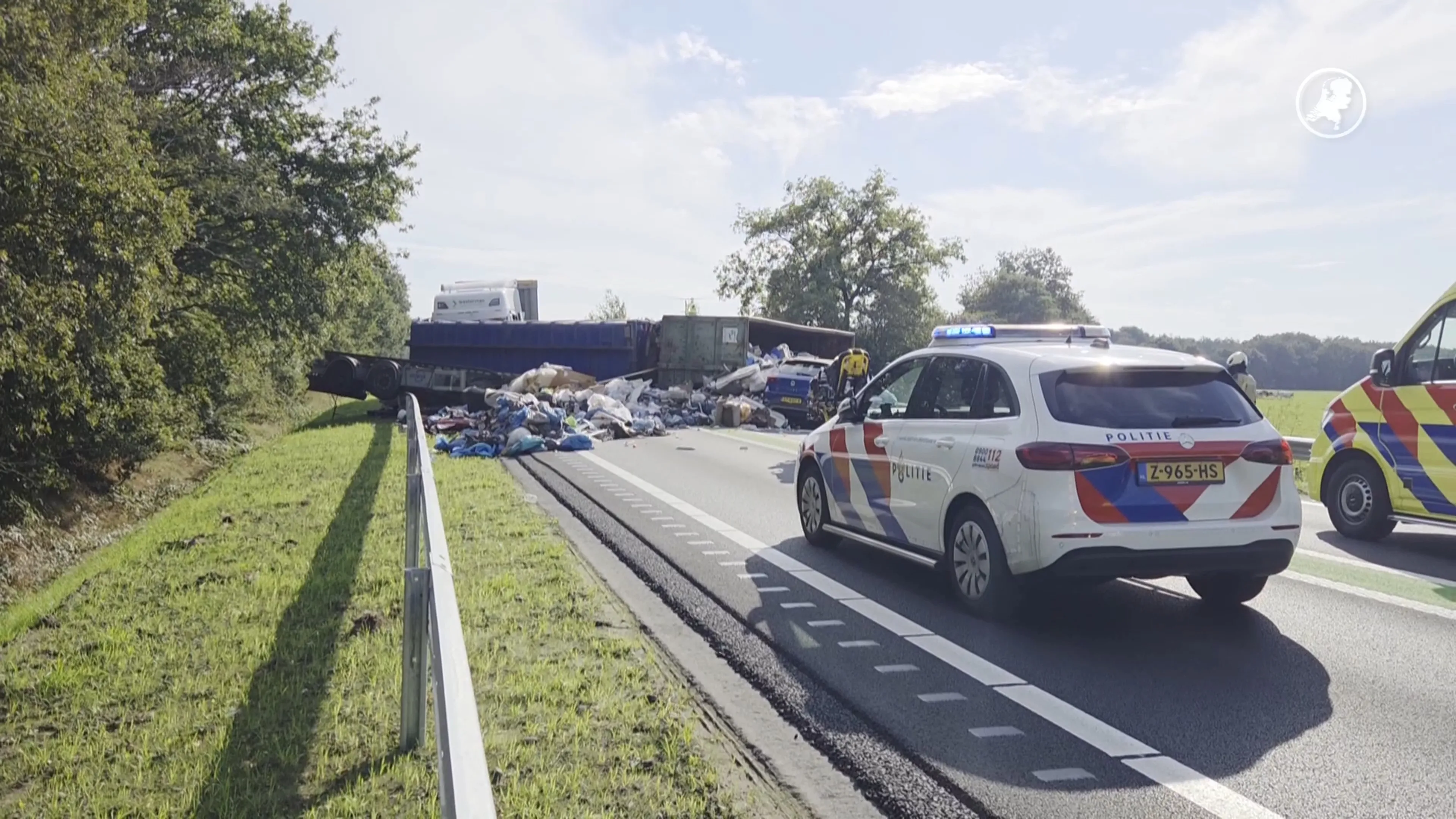 Ongeluk met meerdere vrachtwagens in Zuidwolde