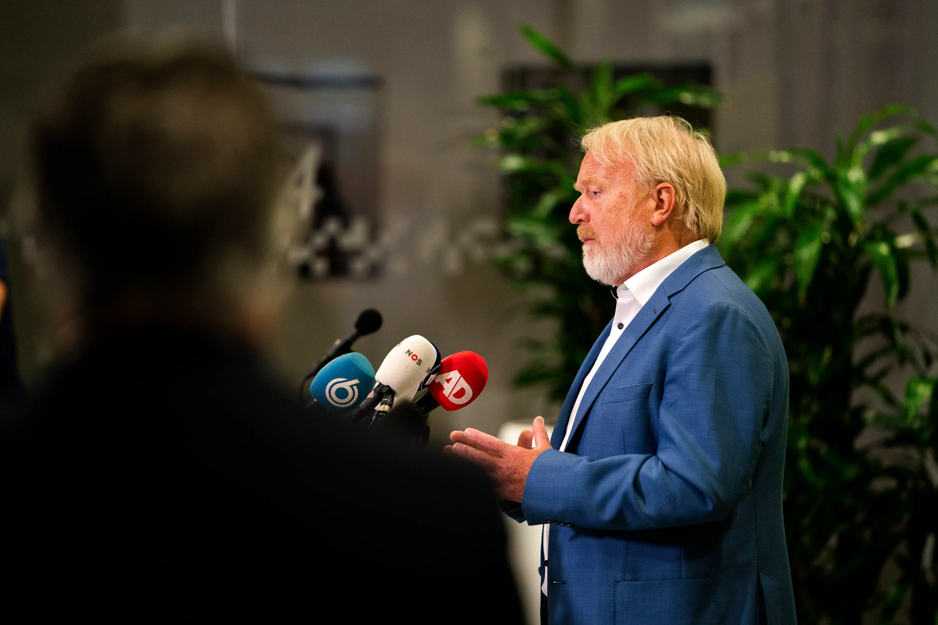 RIVM: Wetenschappelijk bewijs ontbreekt om niet-medische mondkapjes te verplichten