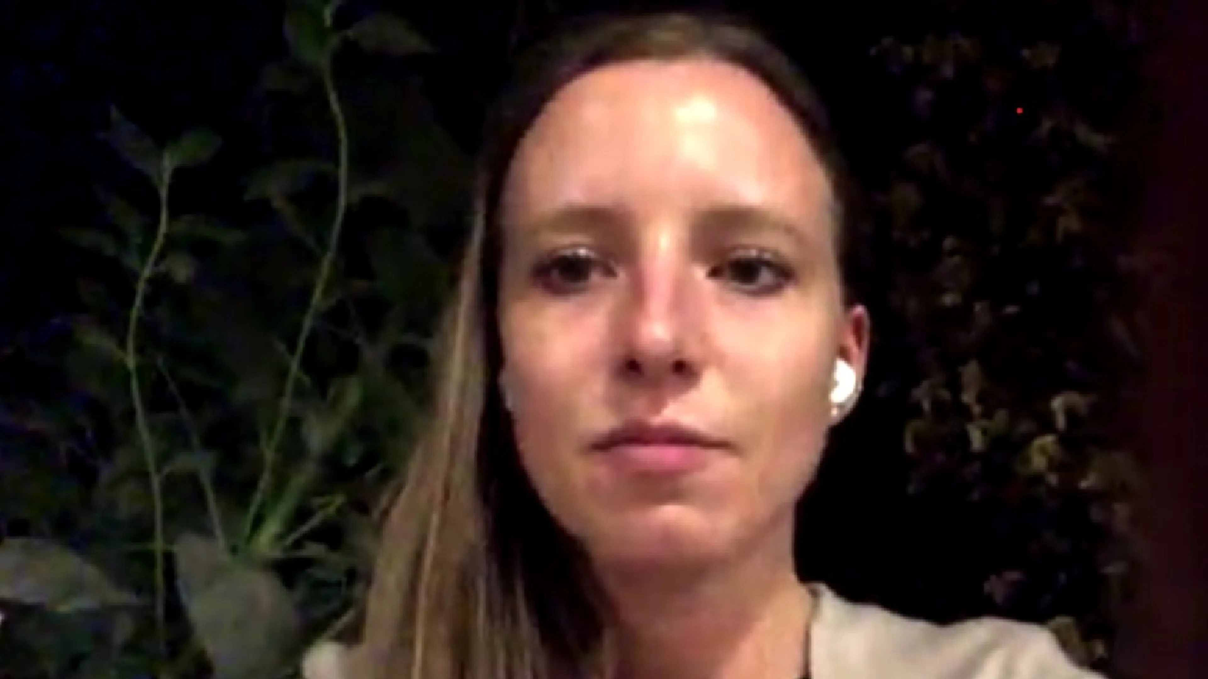 Isabelle (29) moet vrienden en collega's achterlaten in Kabul: 'Met mij komt het wel goed, zij zitten hier vast'