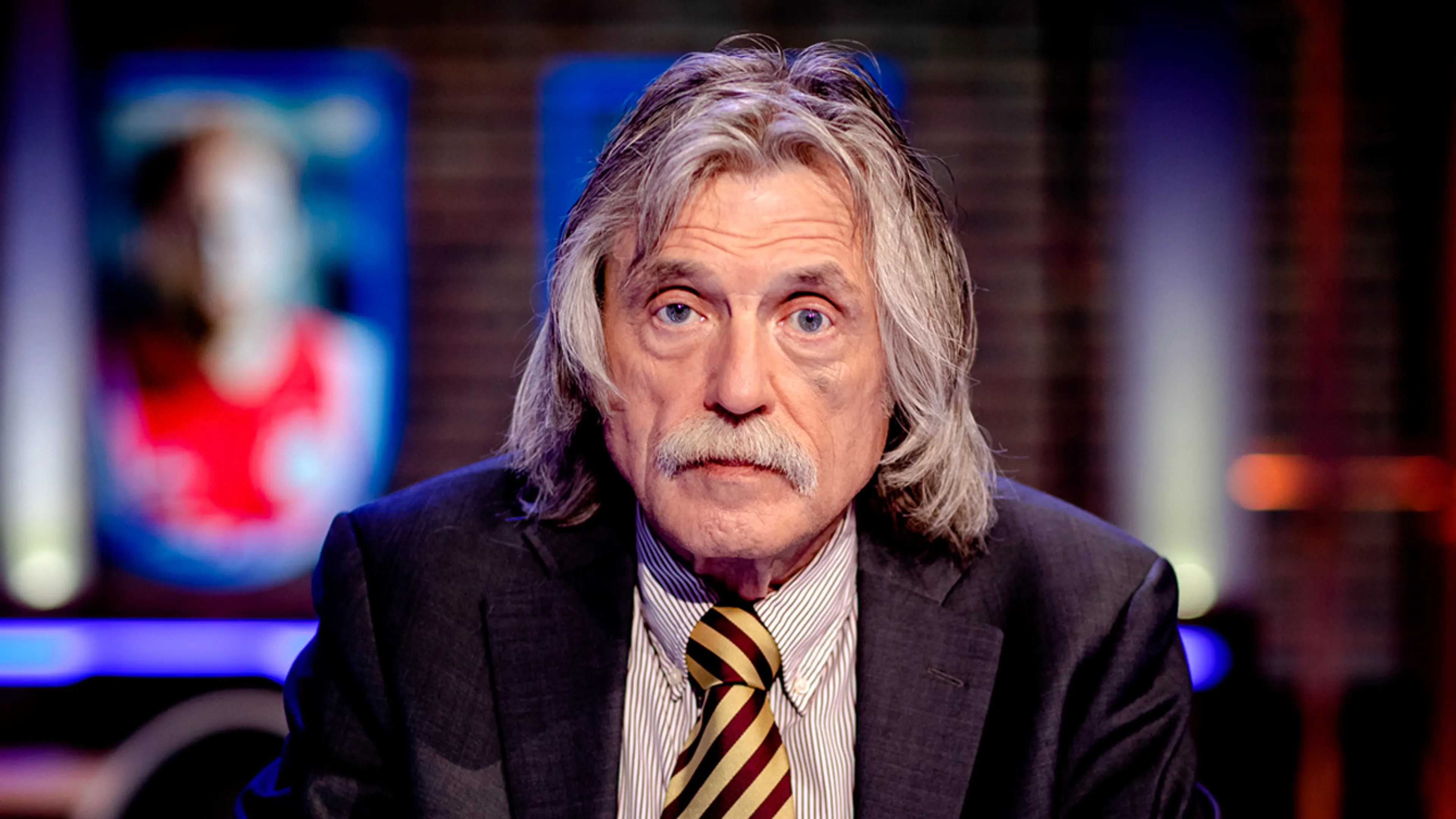 Deze twee mensen gaat Johan Derksen niet meer uitnodigen aan tafel bij VI