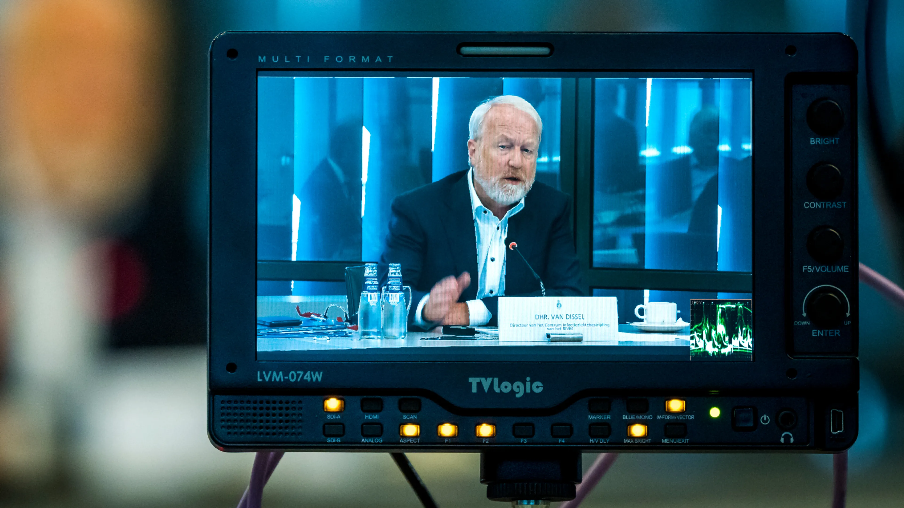 RIVM-baas praat Tweede Kamer bij over opmars coronavirus
