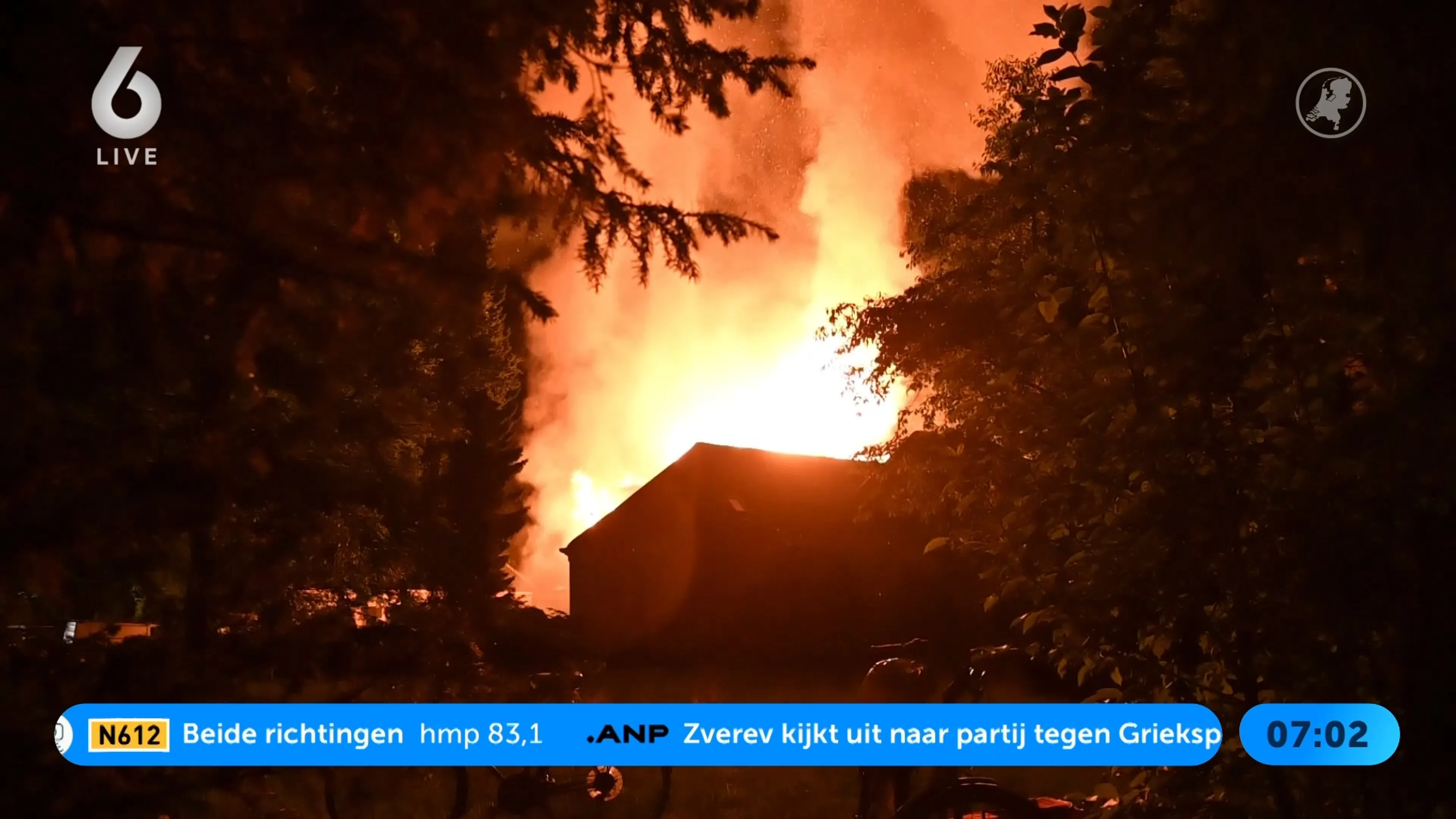 Zeer grote brand bij monumentaal pand in Breda op landgoed Burgst