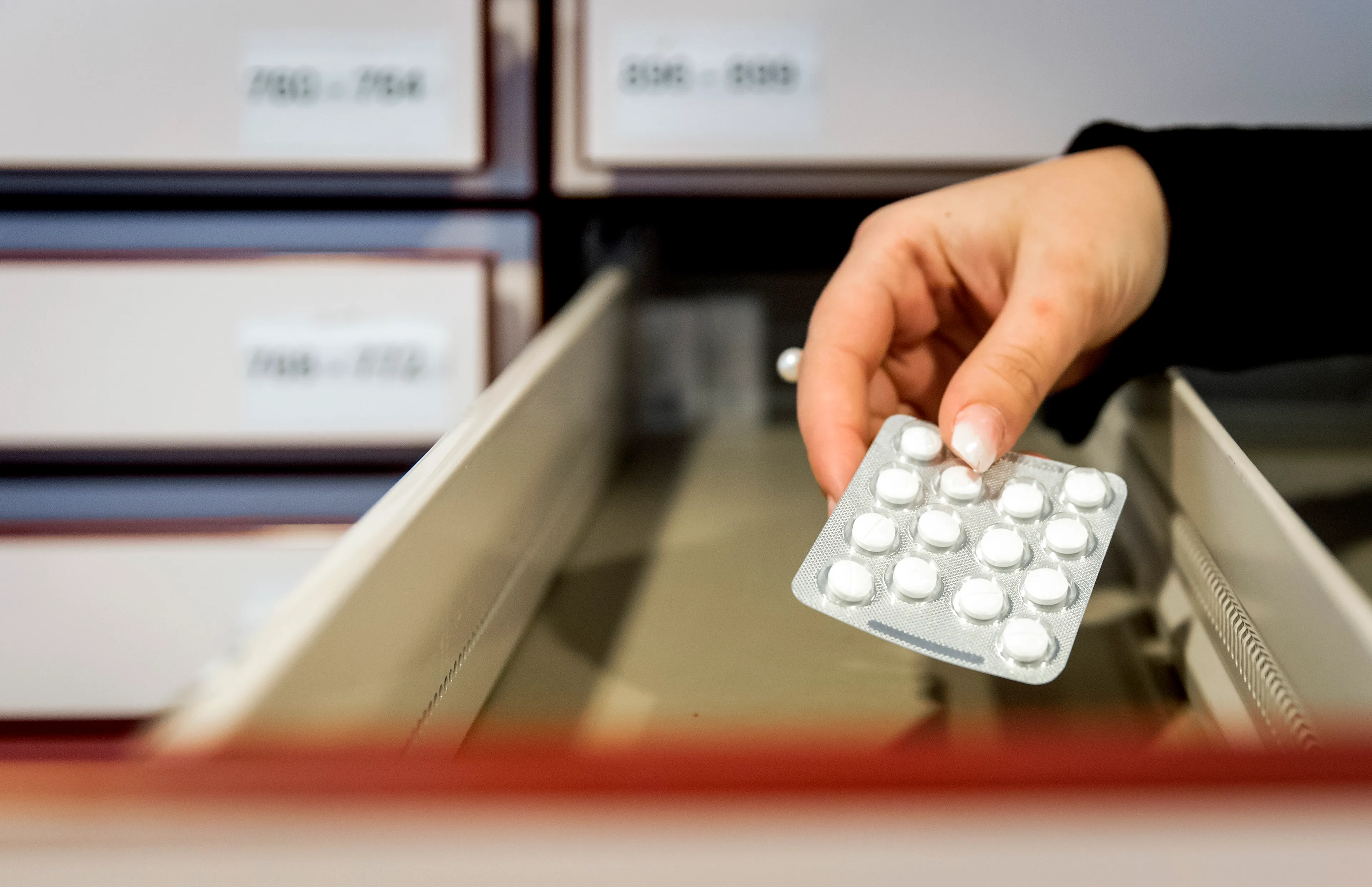 Oproep: meld bijwerkingen van medicijnen bij coronapatiënten