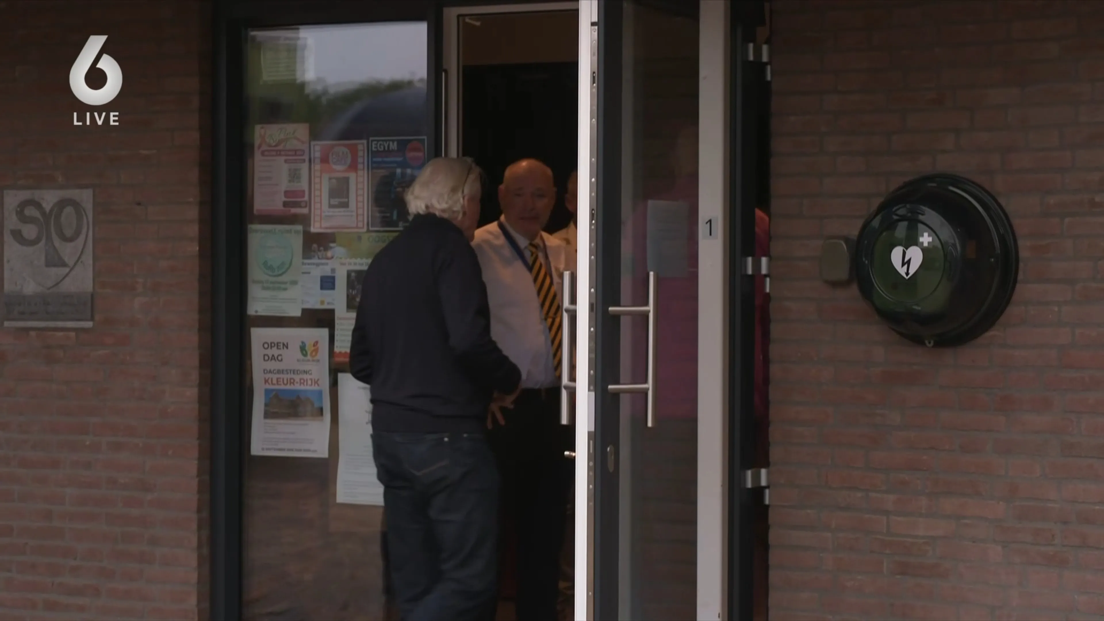 Bijeenkomst voor bewoners in Overasselt na week vol politieacties en geweld