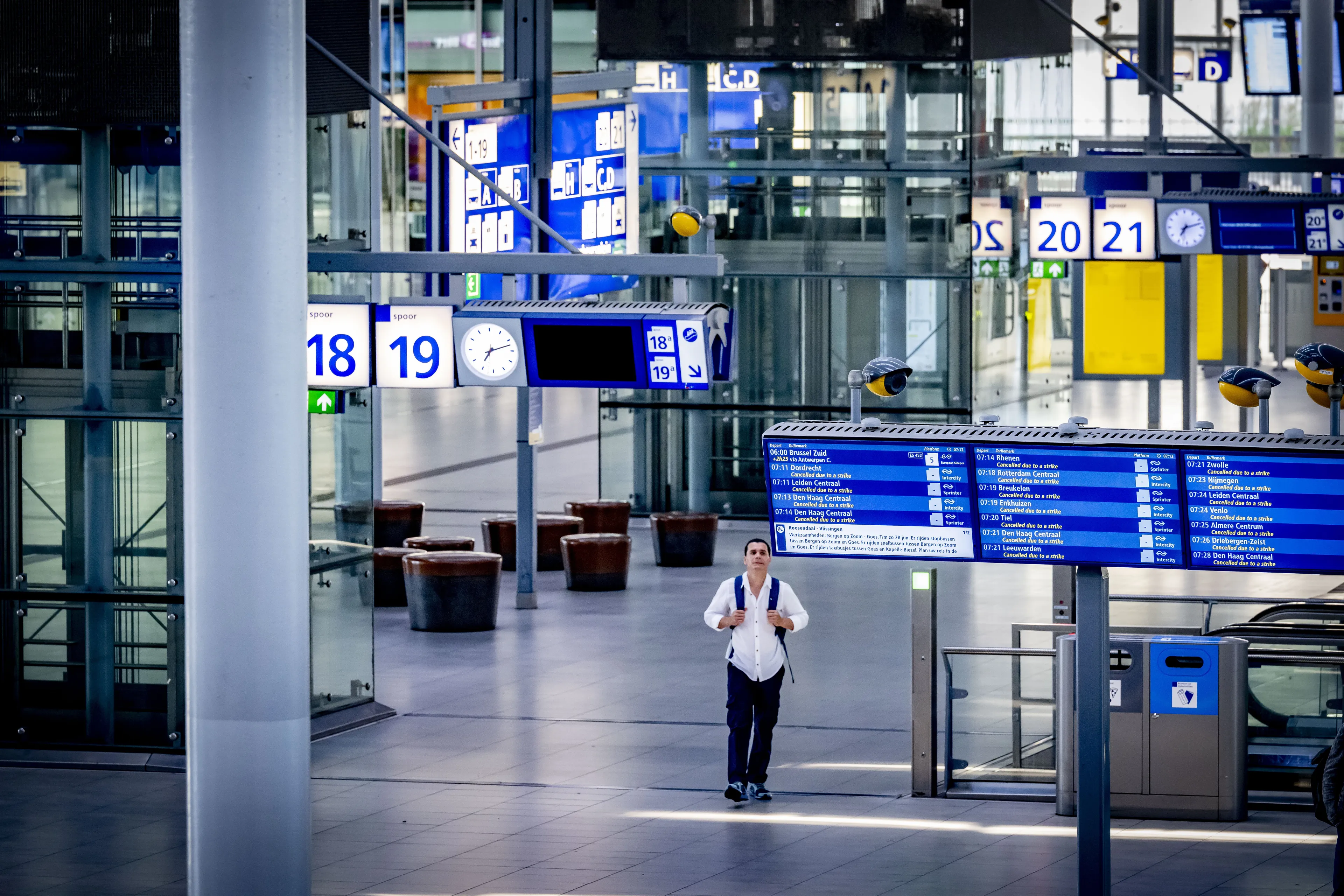 Reizigers goed voorbereid op OV-staking: stations vrijwel uitgestorven