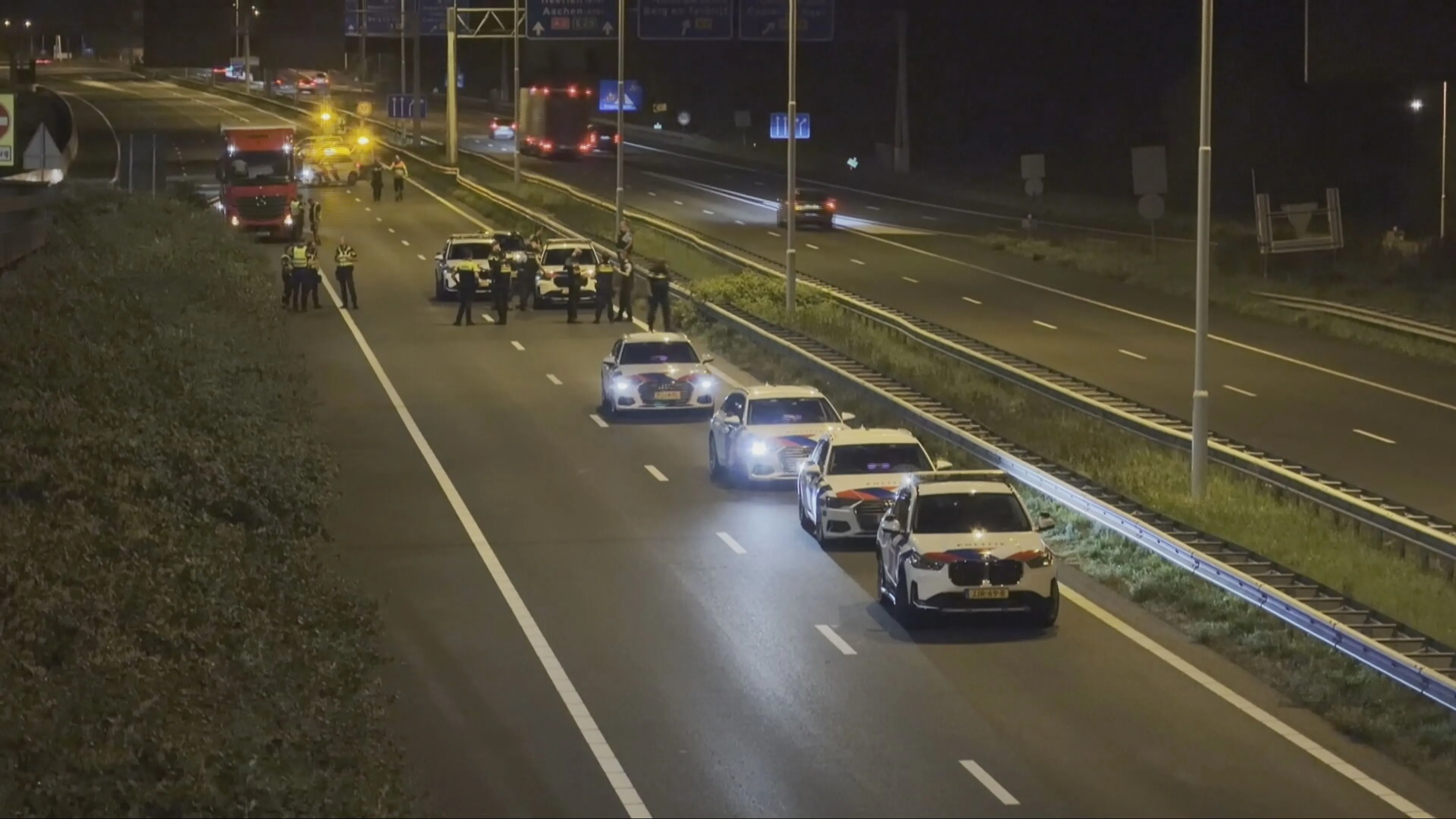 Automobilist ramt politieauto na negeren stopteken op A79