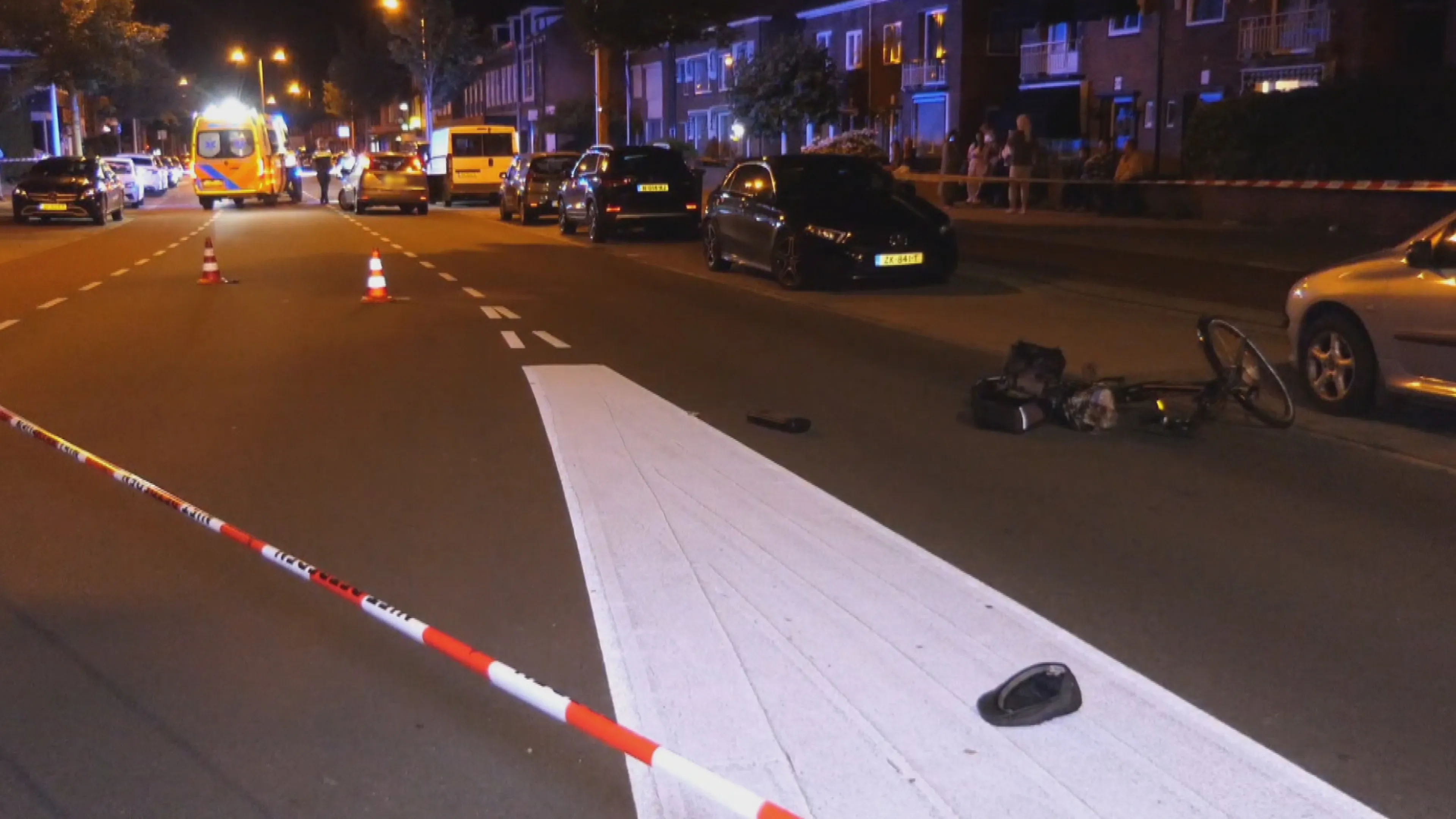 Automobilist neemt de benen na ernstig ongeluk met fietser in Enschede