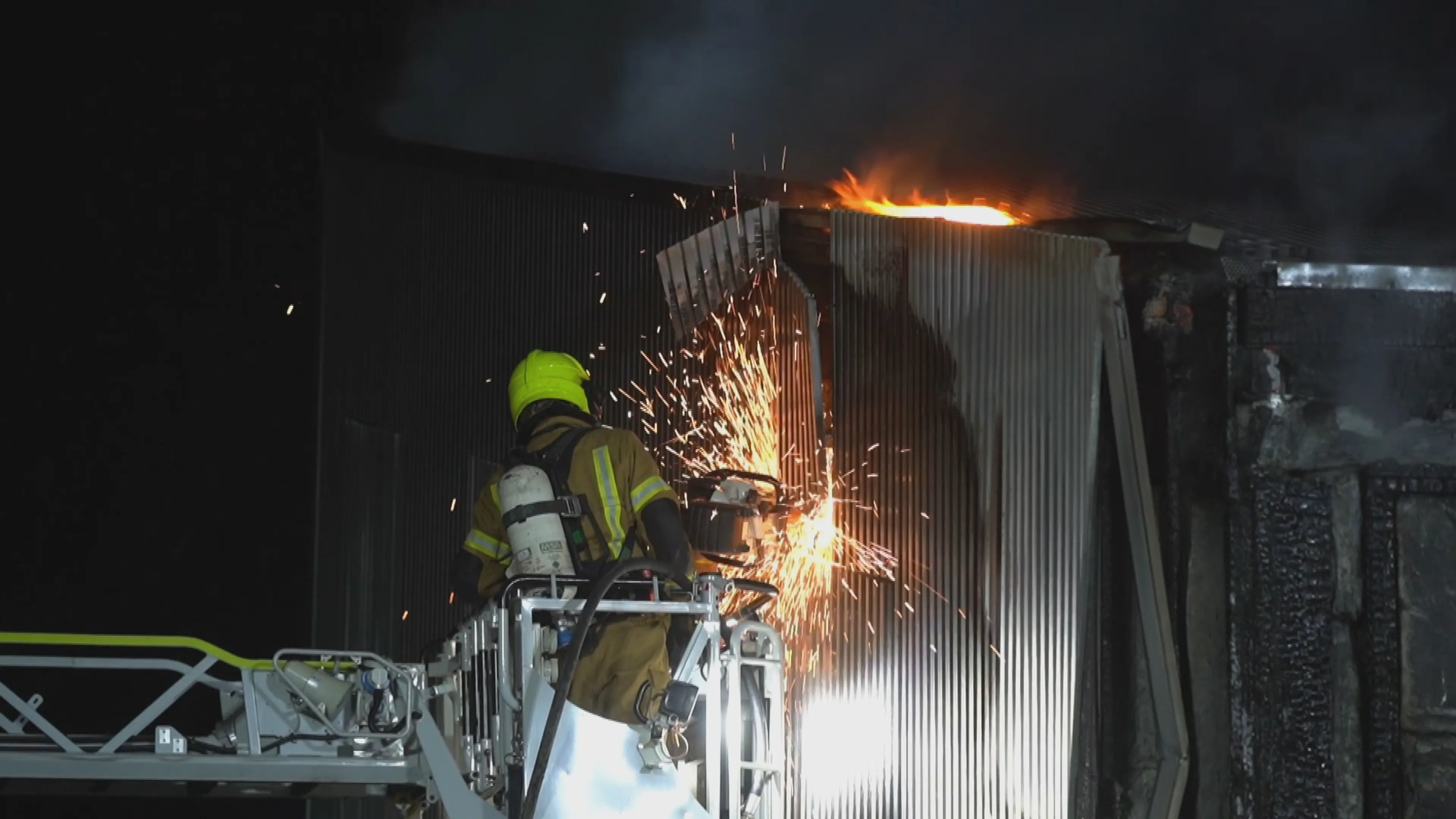 Brand treft nieuw pand Rotterdams poppodium vlak voor opening