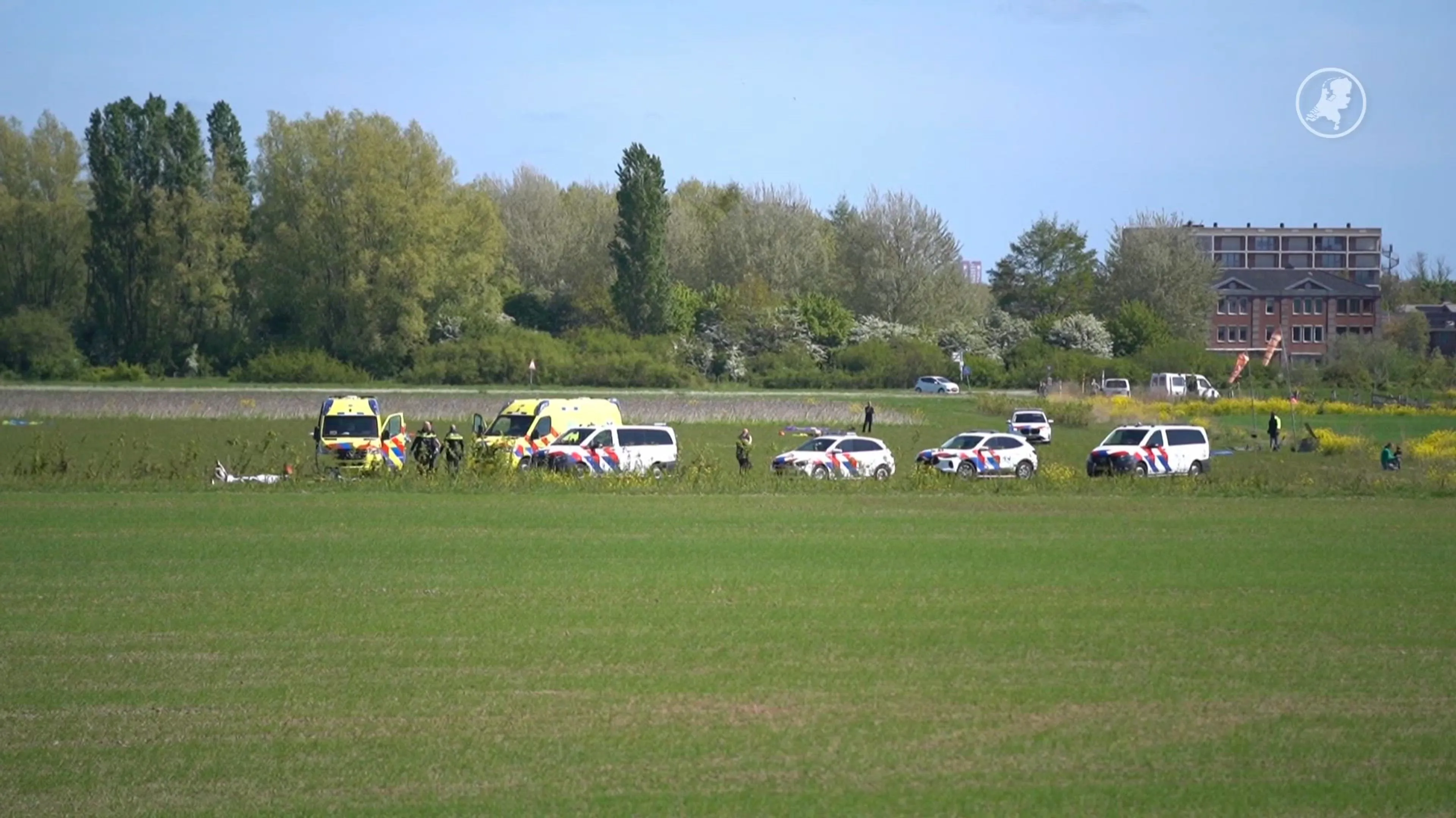 Parachutist overleden in Rhoon