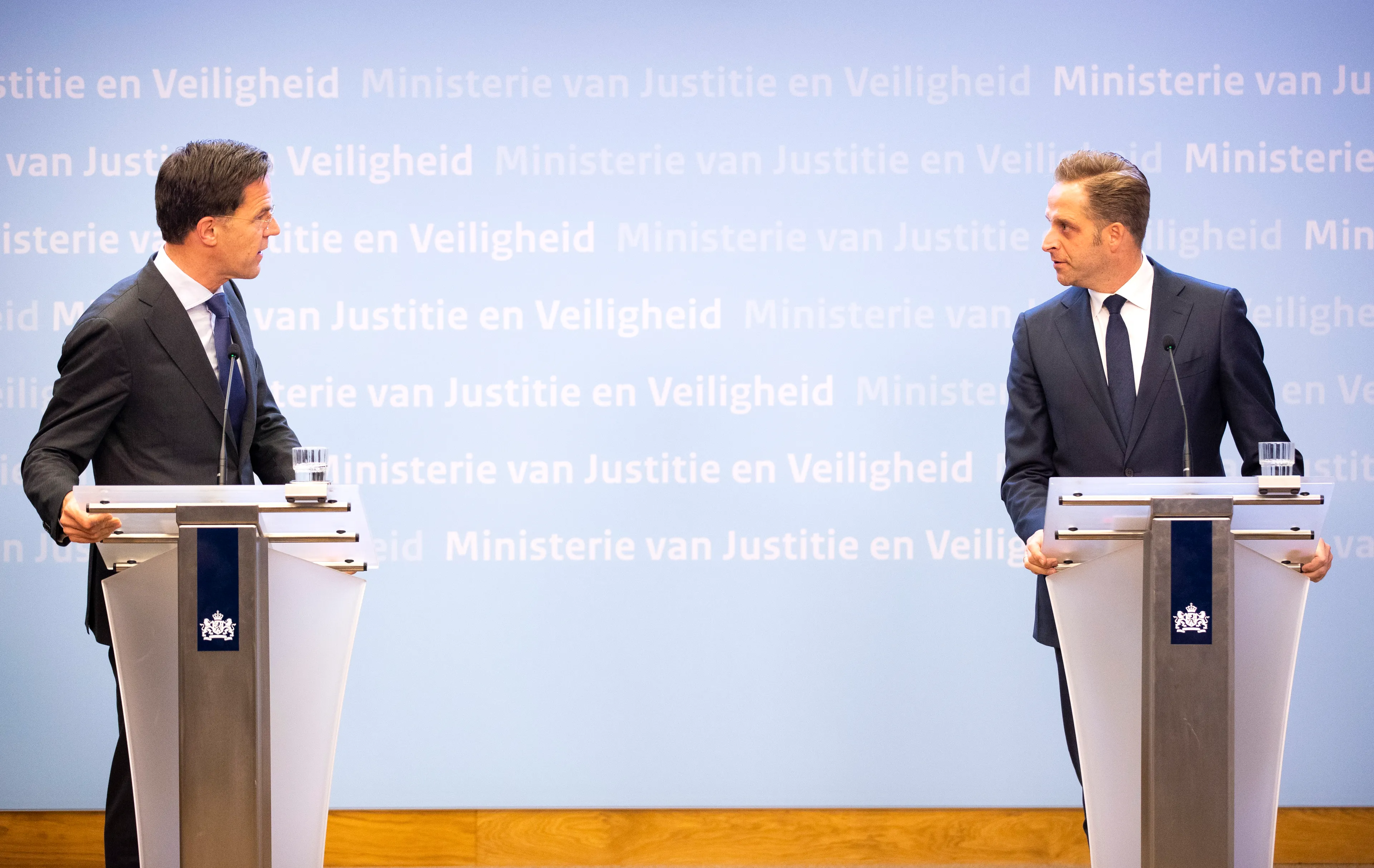 Spannende dag: kabinet bespreekt verlenging coronamaatregelen