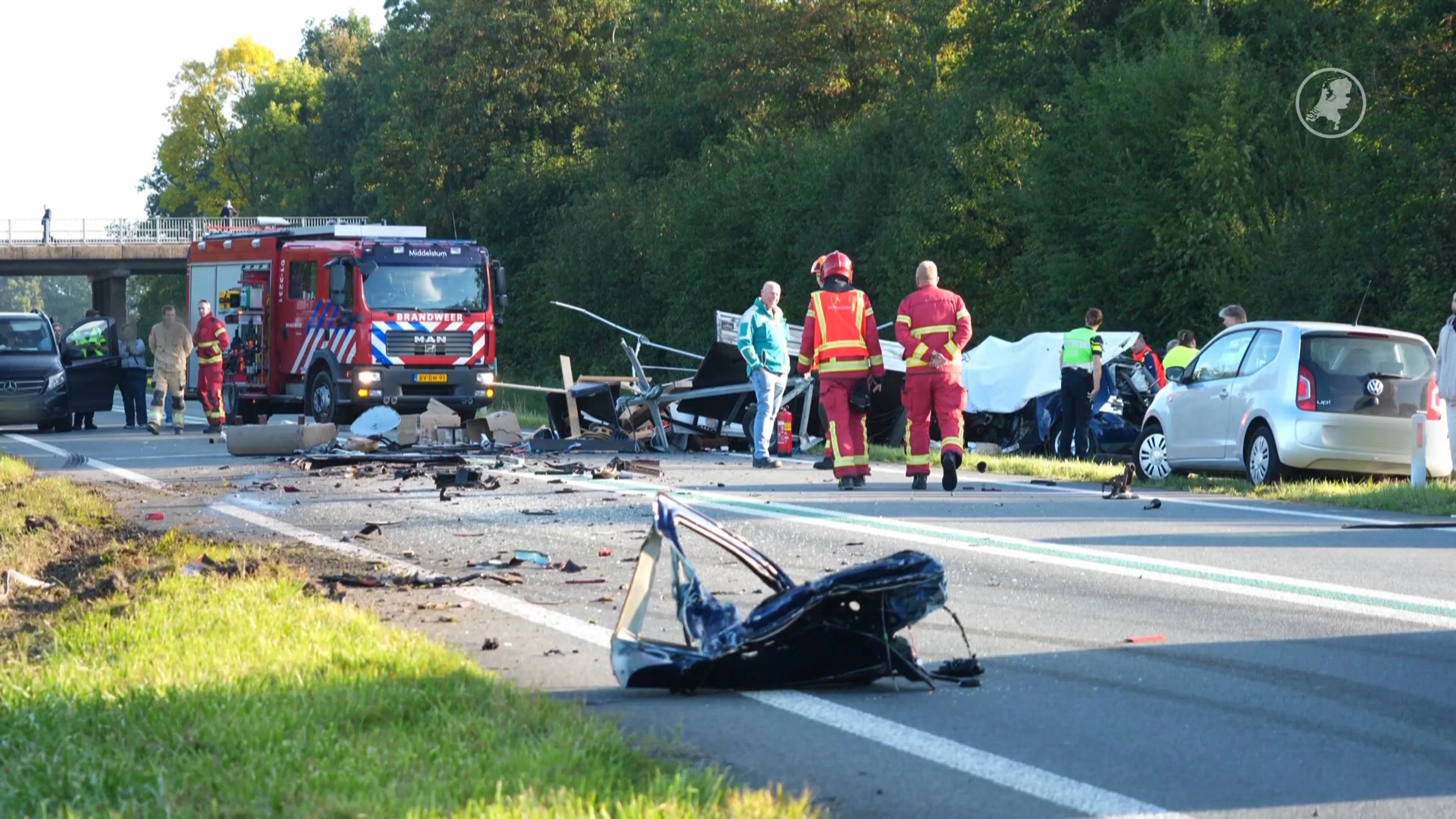 Automobilist overleden na botsing met vrachtwagen op N46