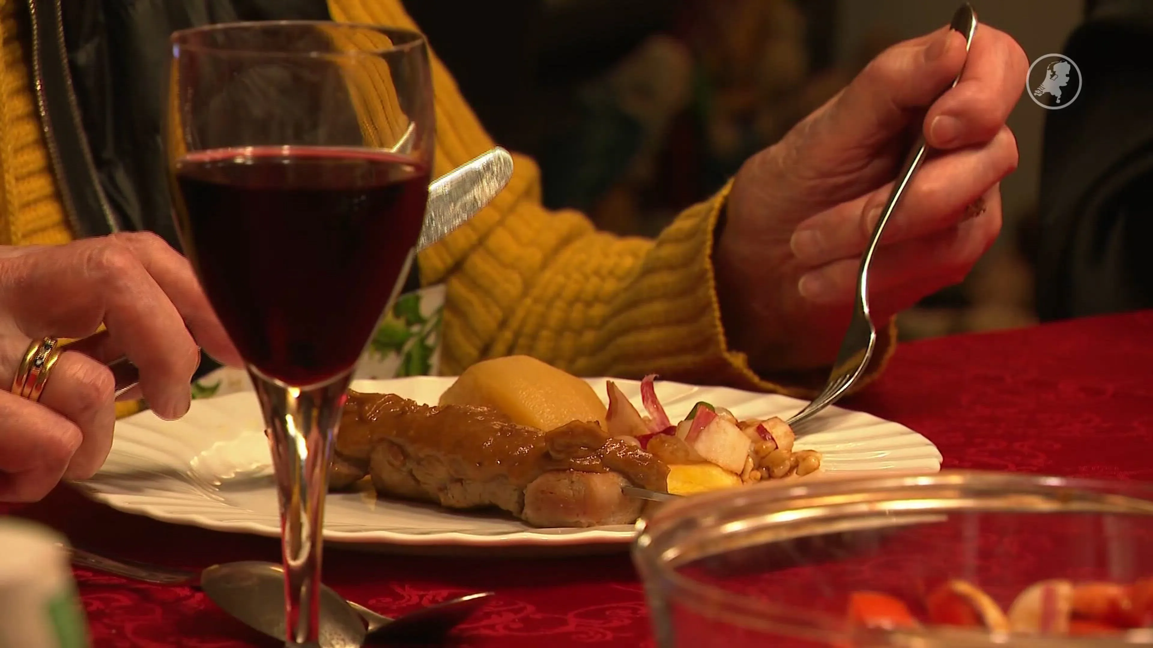 Meeste Nederlanders blijven op Tweede Kerstdag gewoon thuis