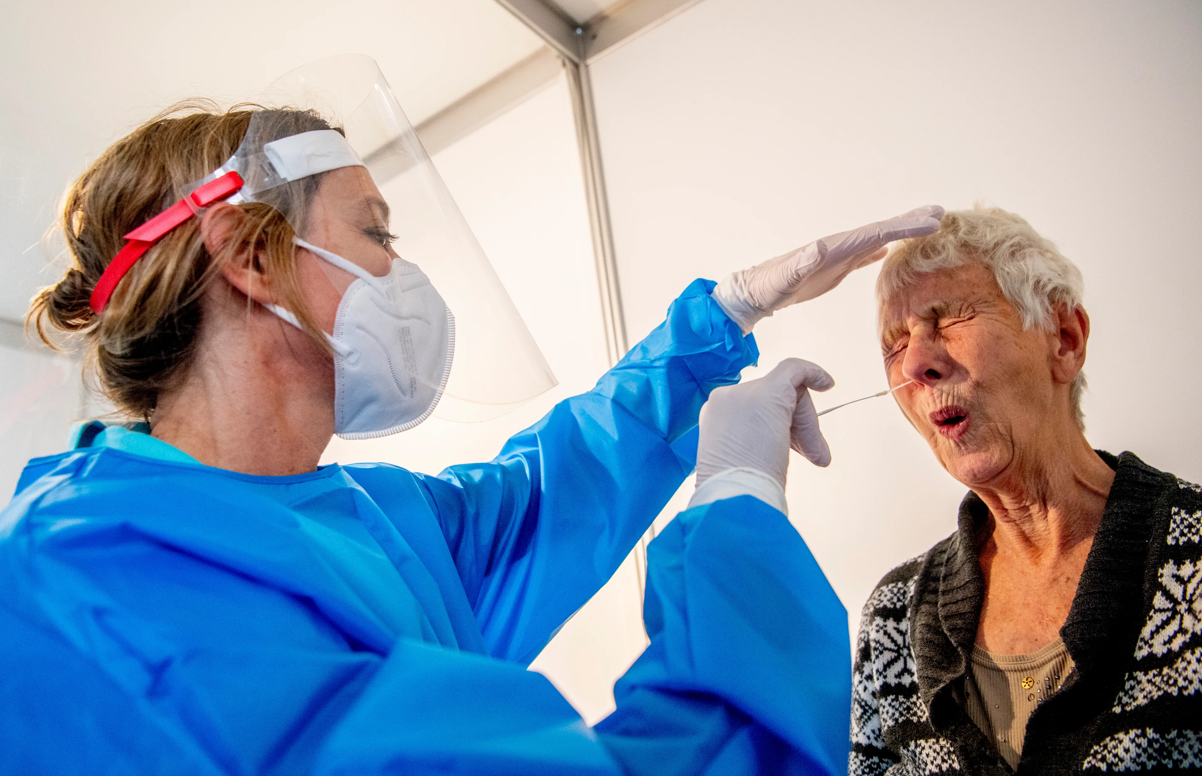 20.717 nieuwe coronabesmettingen, iets onder weekgemiddelde