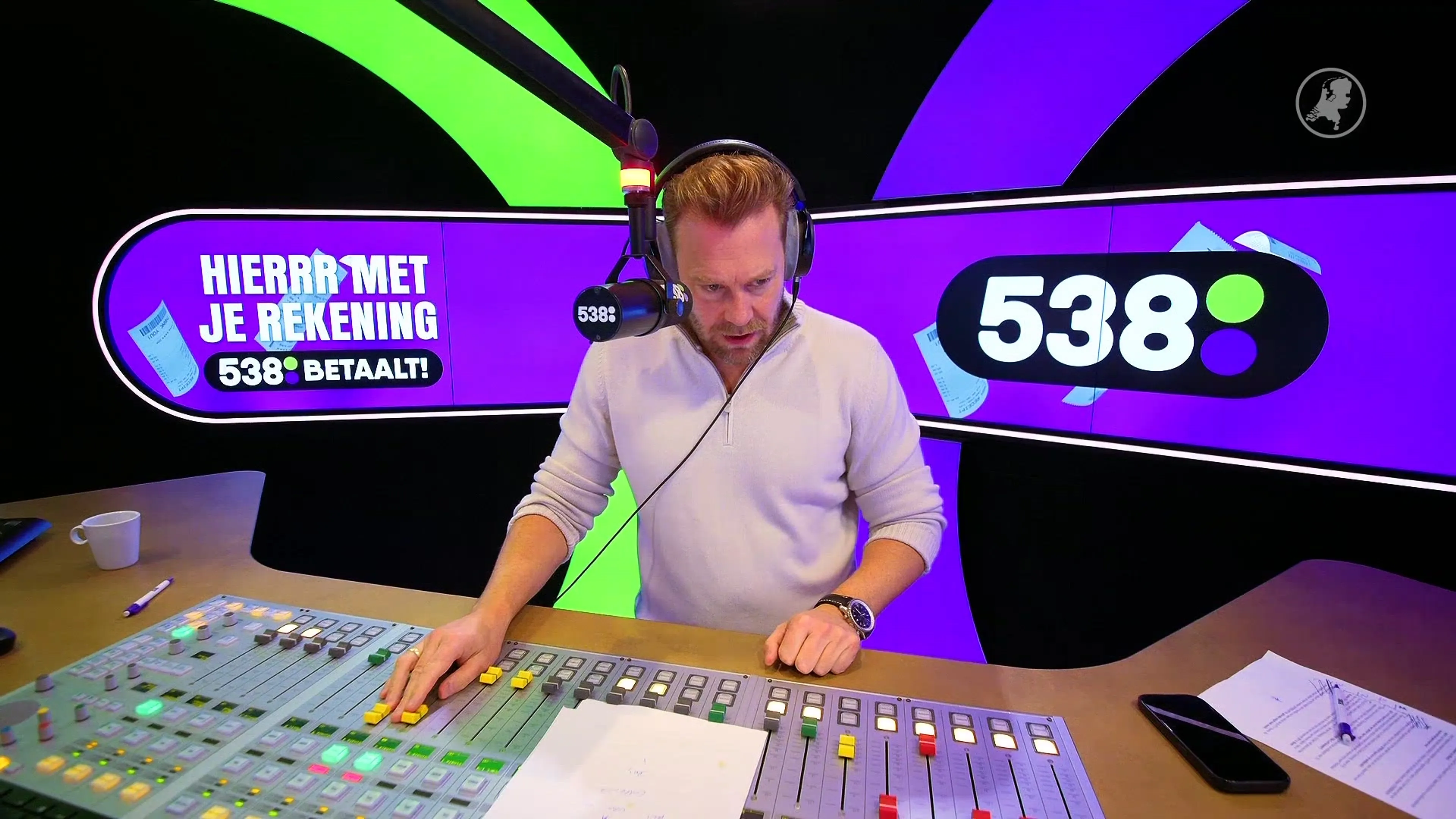 Emotioneel moment bij 538: zender betaalt rekening luisteraar